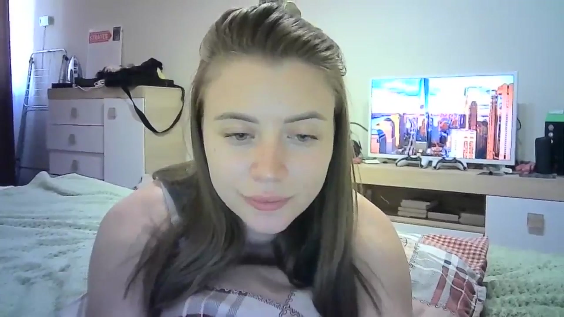Gallery image thumbnail from Sulfate0's myfreecams stream on, 06/30/2024, 11:22 image 3 of 20