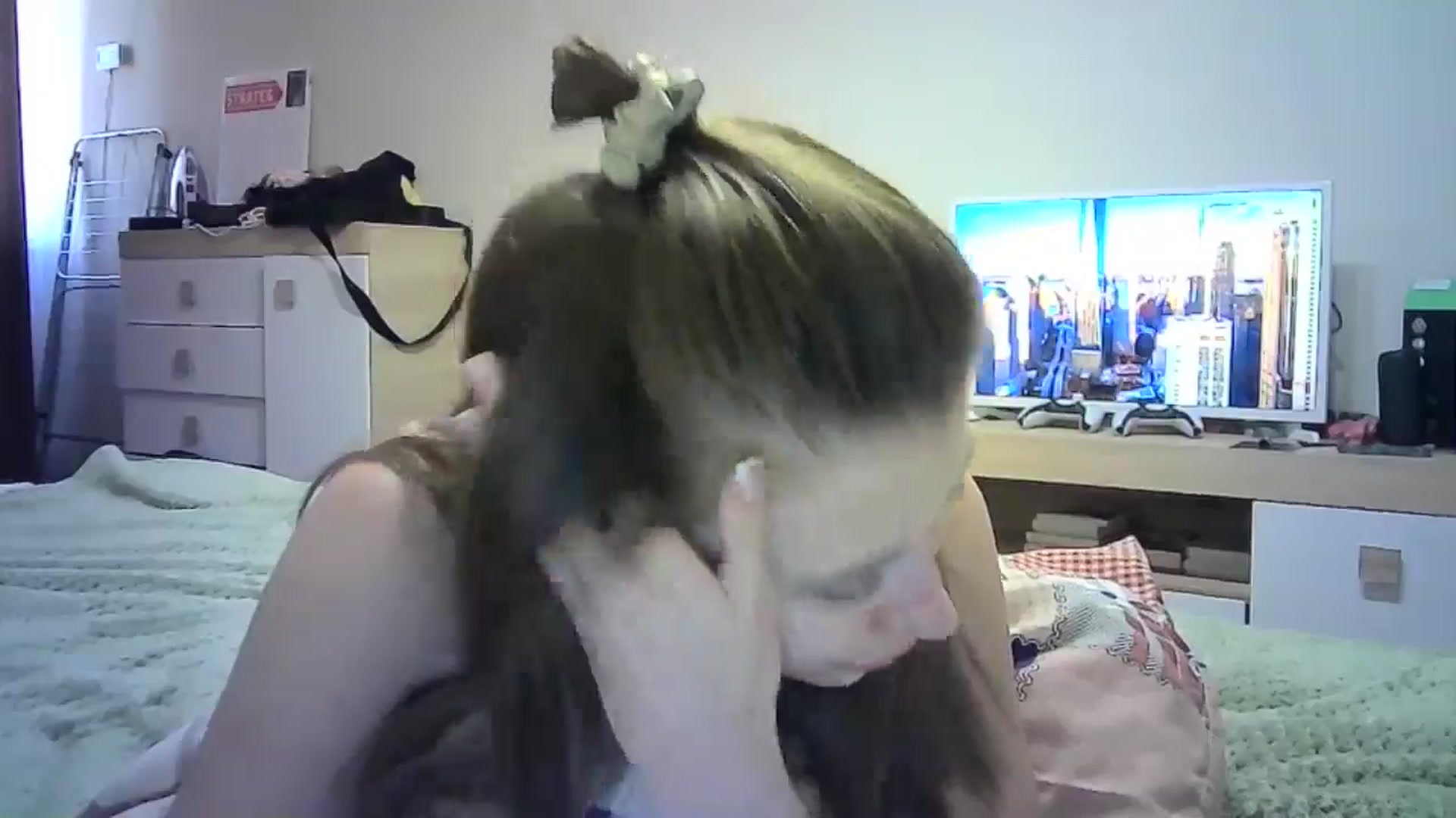 Gallery image thumbnail from Sulfate0's myfreecams stream on, 06/30/2024, 11:22 image 10 of 20