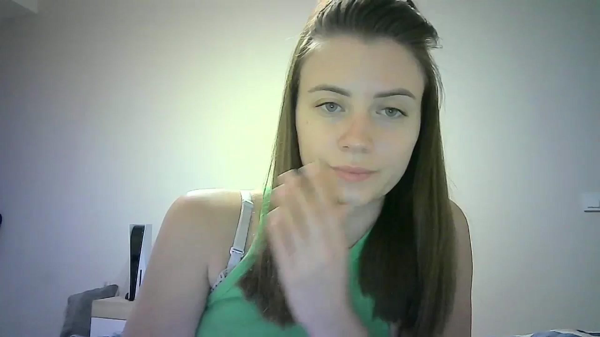 Gallery image thumbnail from Sulfate0's myfreecams stream on, 07/01/2024, 07:44 image 15 of 20