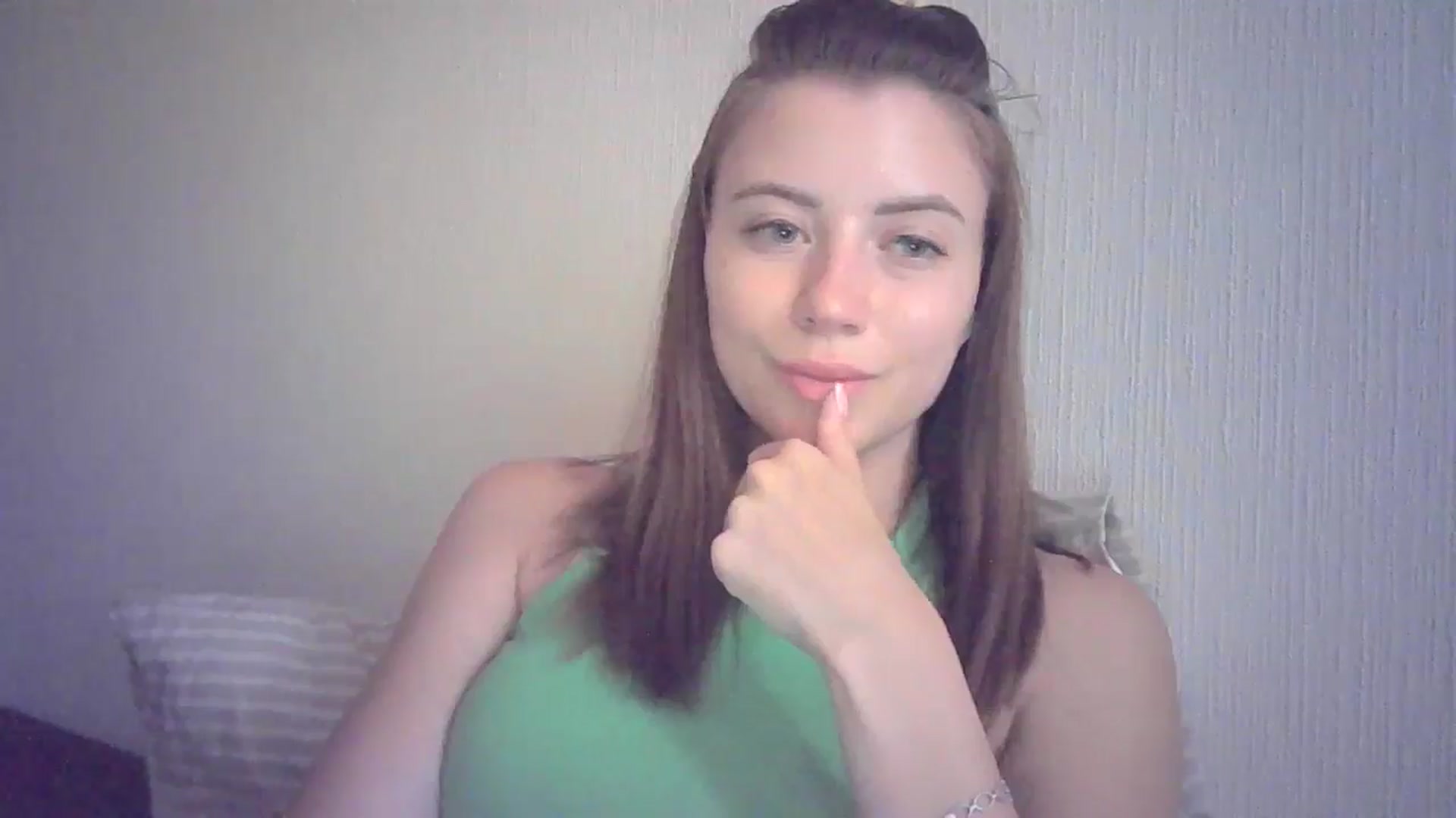 Gallery image thumbnail from Sulfate0's myfreecams stream on, 07/02/2024, 08:31 image 12 of 20