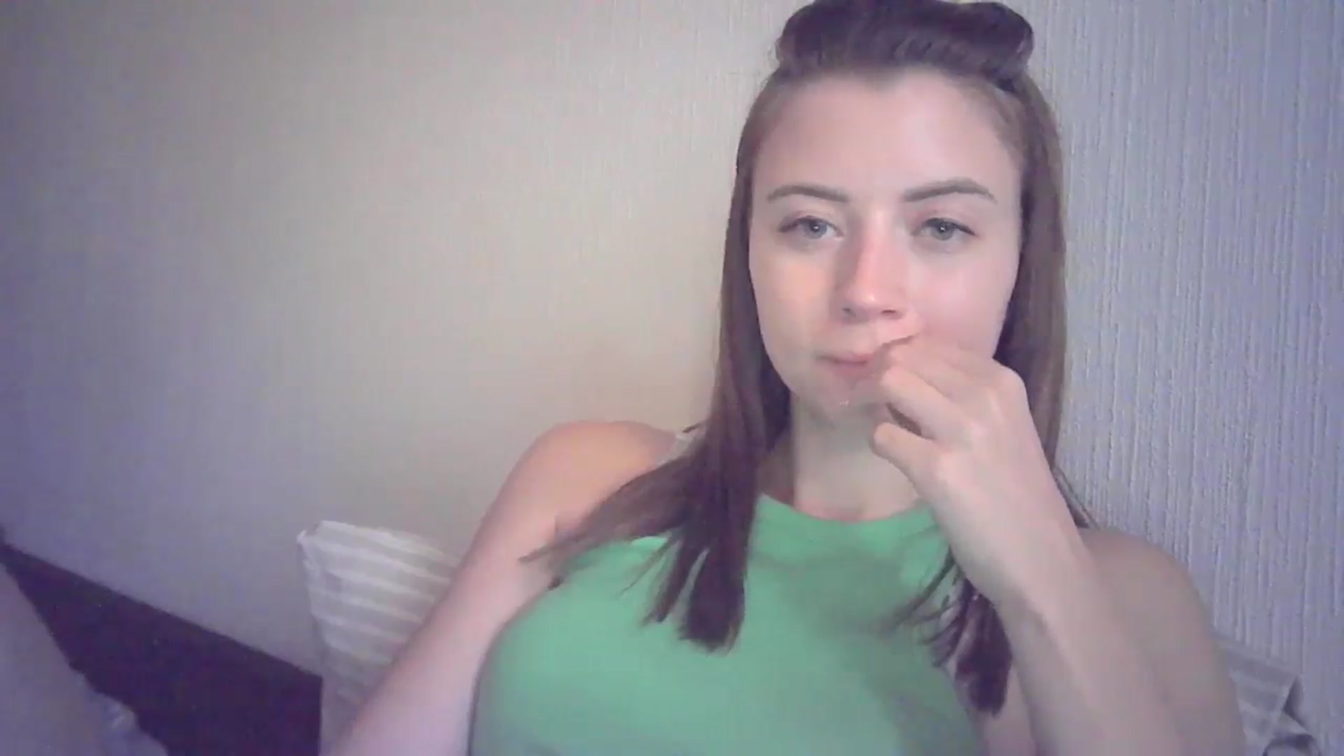 Gallery image thumbnail from Sulfate0's myfreecams stream on, 07/02/2024, 09:05 image 13 of 20