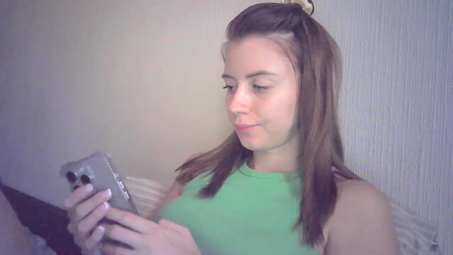 Gallery image thumbnail from Sulfate0's myfreecams stream on, 07/02/2024, 09:05 image 12 of 20