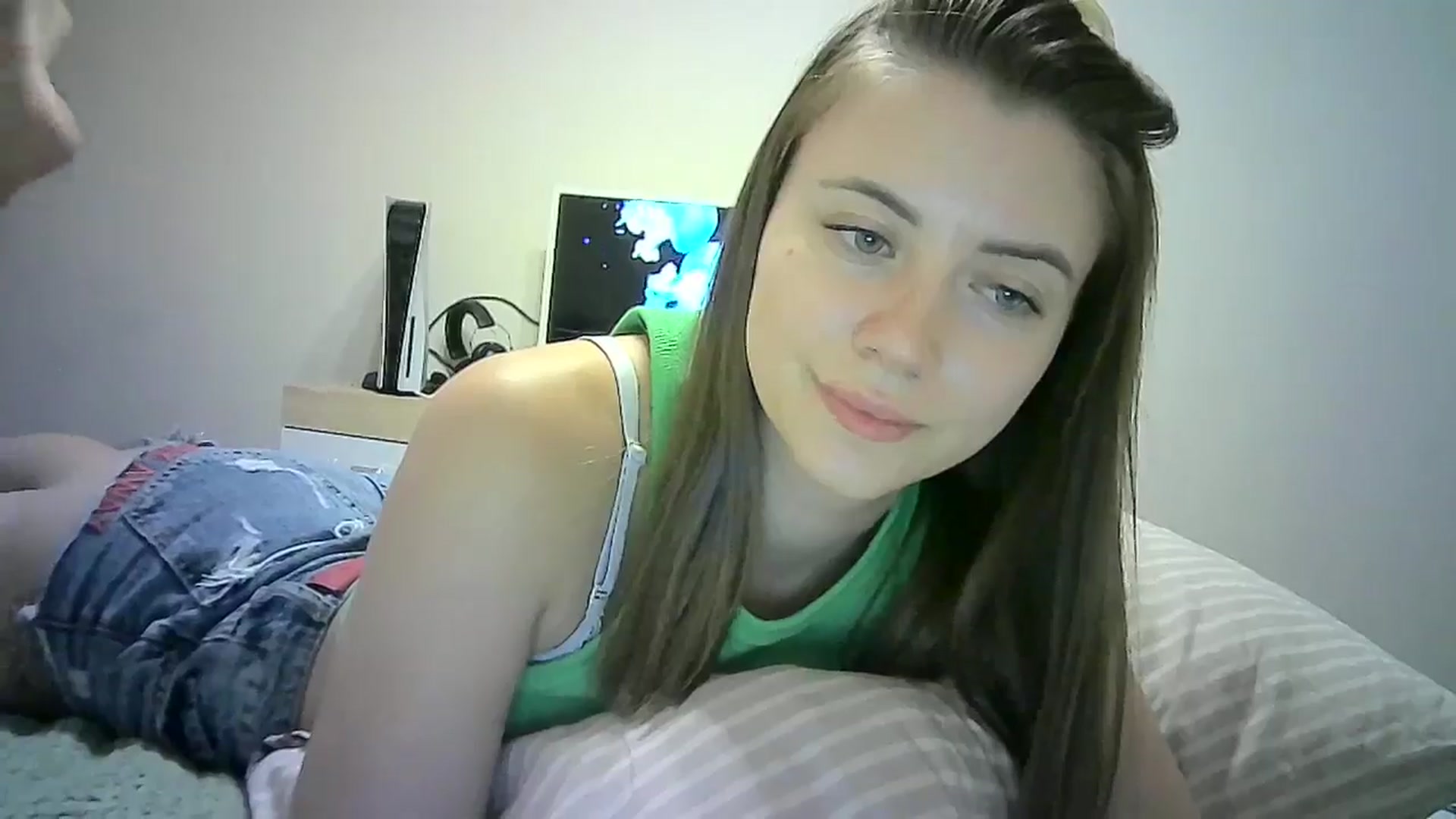 Gallery image thumbnail from Sulfate0's myfreecams stream on, 07/02/2024, 10:02 image 2 of 20