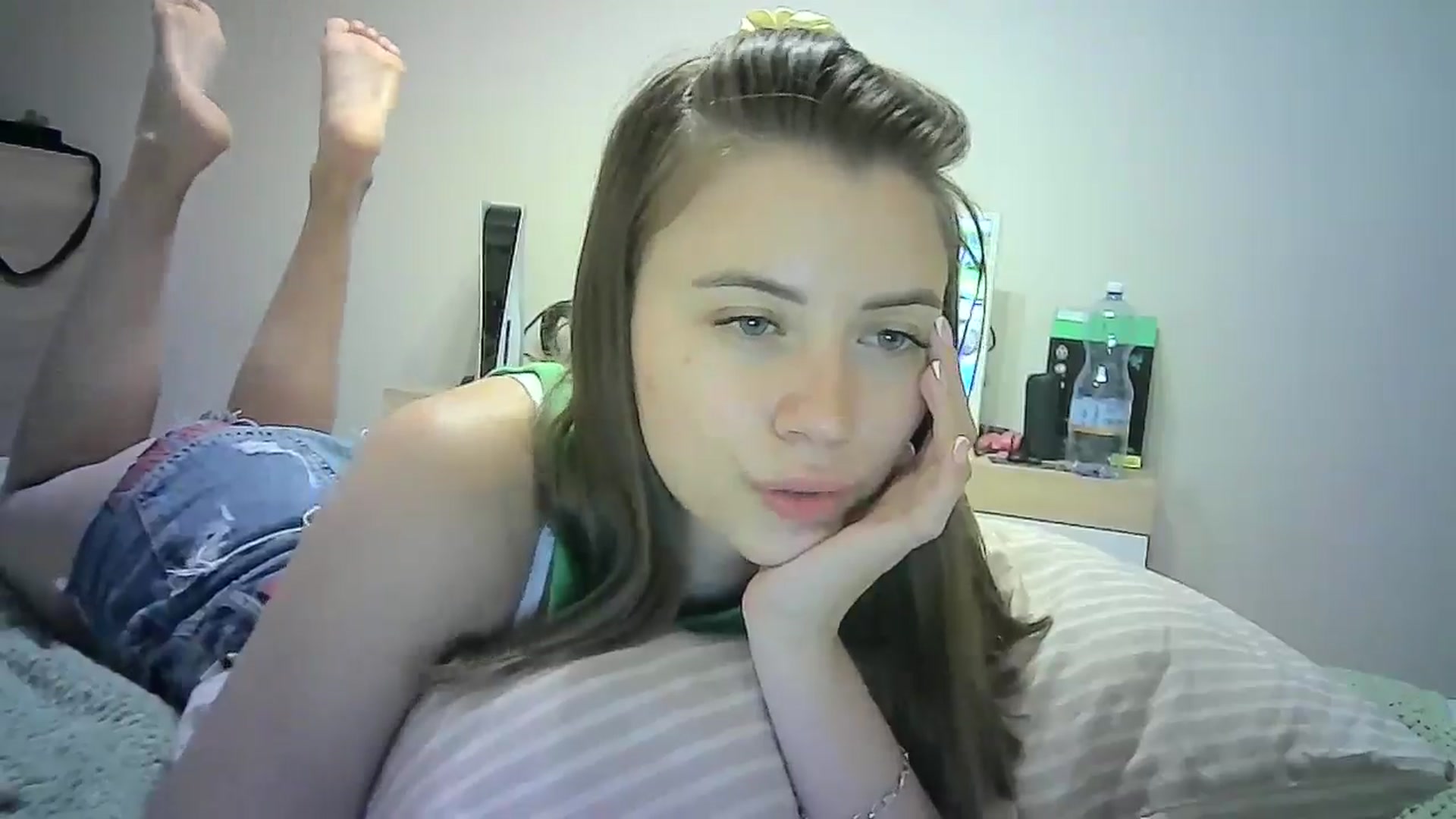 Gallery image thumbnail from Sulfate0's myfreecams stream on, 07/02/2024, 10:02 image 7 of 20