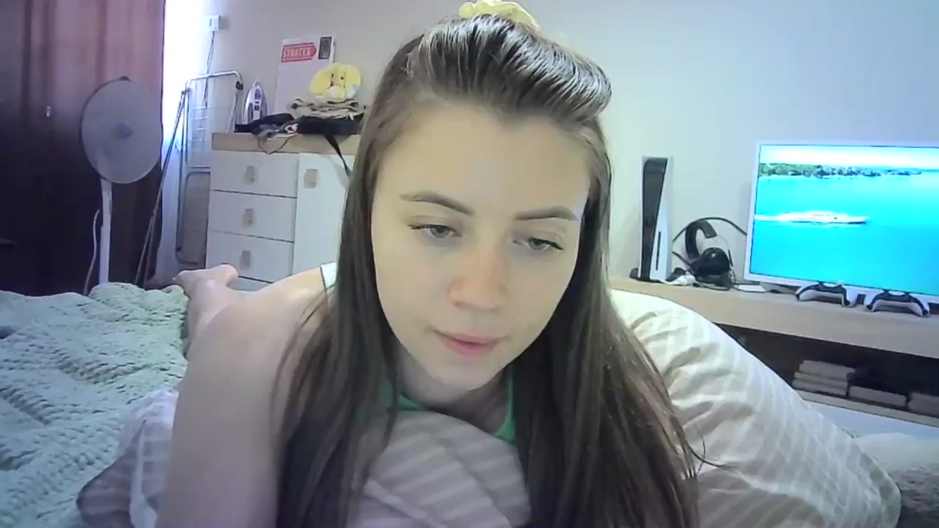 Gallery image thumbnail from Sulfate0's myfreecams stream on, 07/02/2024, 10:20 image 14 of 20