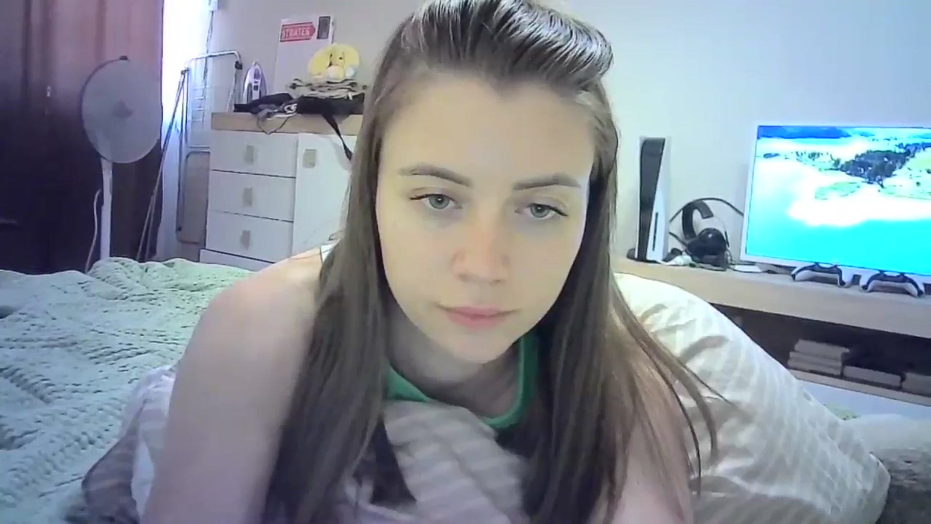 Gallery image thumbnail from Sulfate0's myfreecams stream on, 07/02/2024, 10:20 image 9 of 20