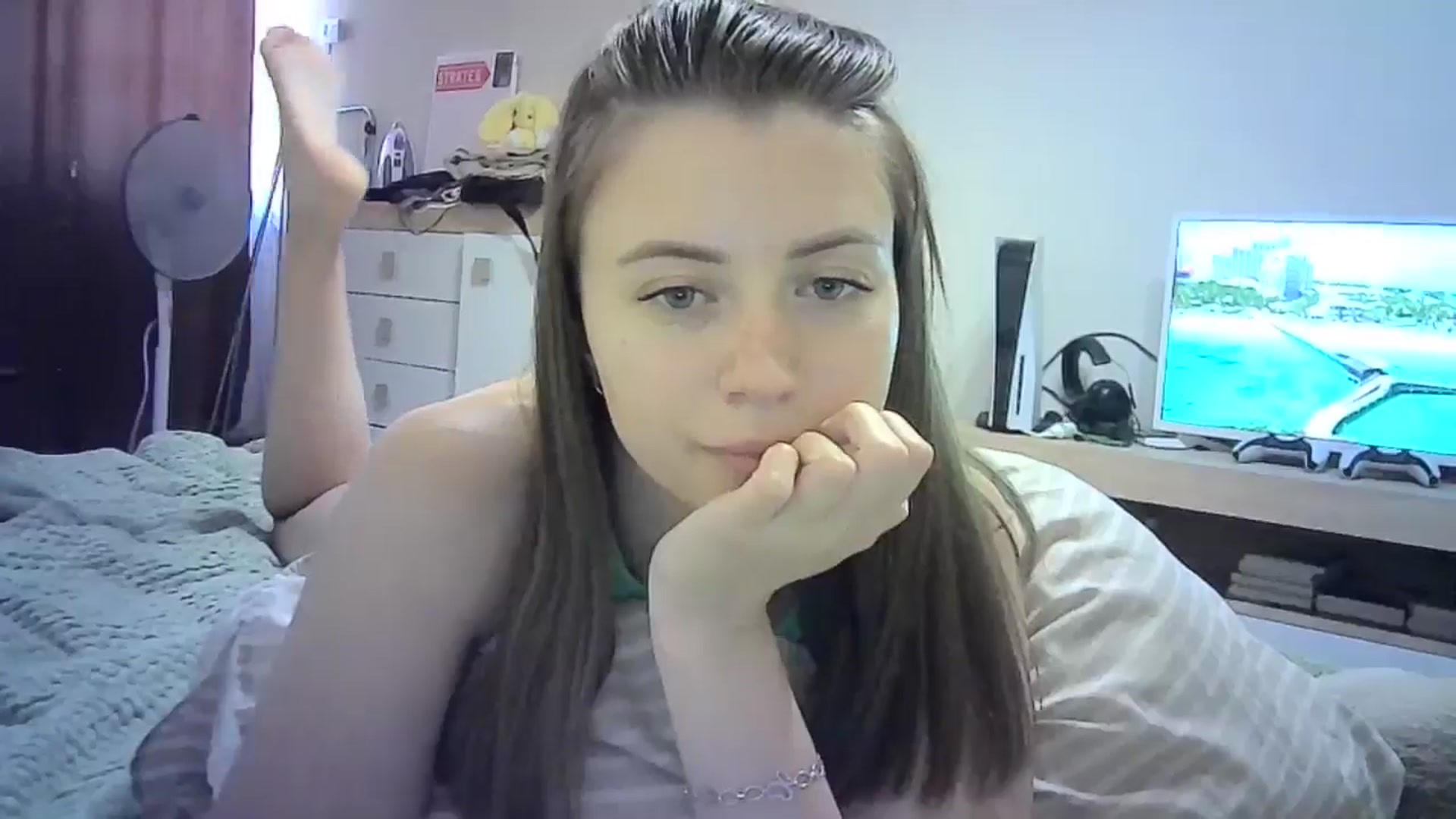 Gallery image thumbnail from Sulfate0's myfreecams stream on, 07/02/2024, 10:20 image 17 of 20