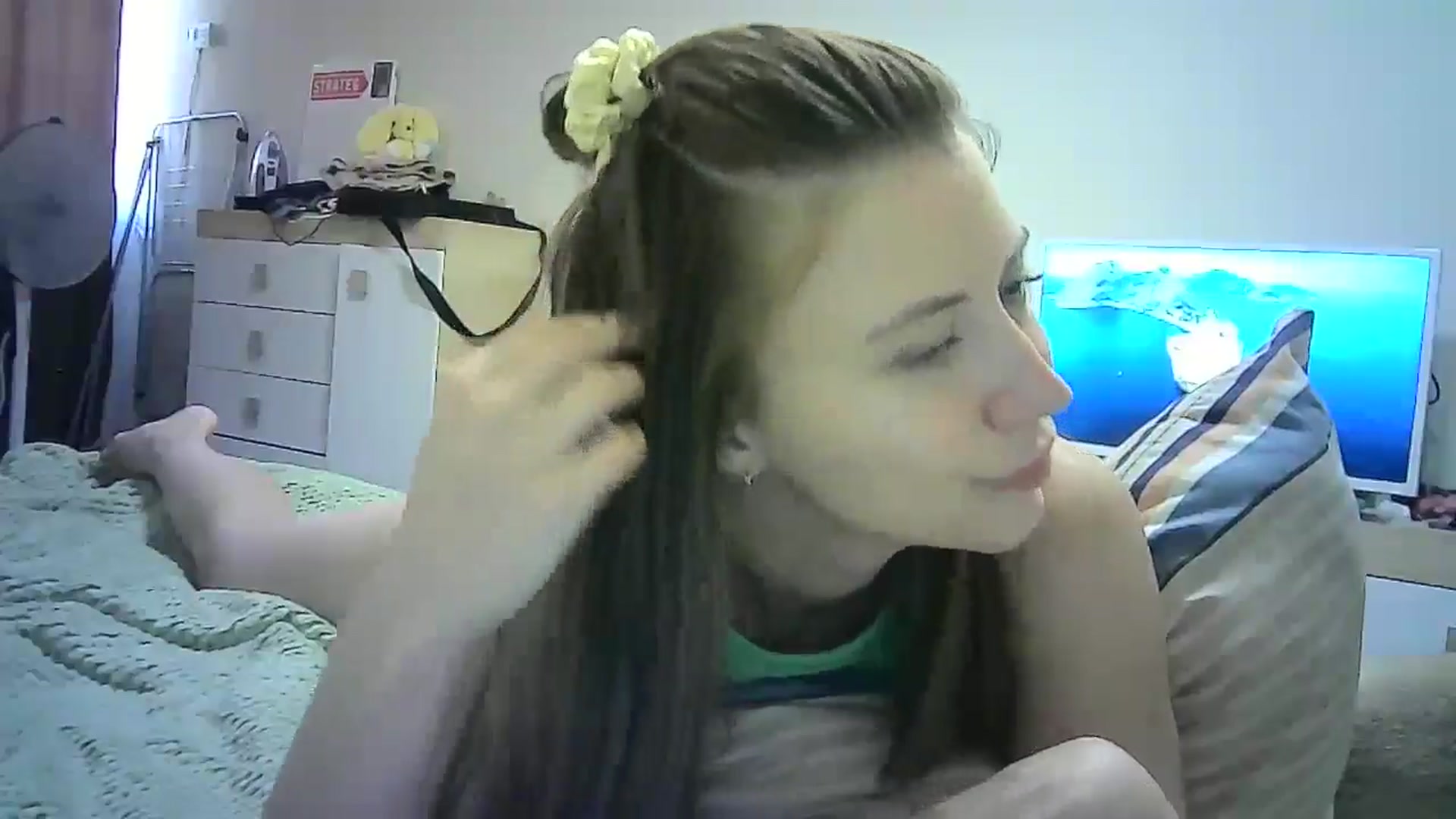 Gallery image thumbnail from Sulfate0's myfreecams stream on, 07/02/2024, 10:20 image 4 of 20