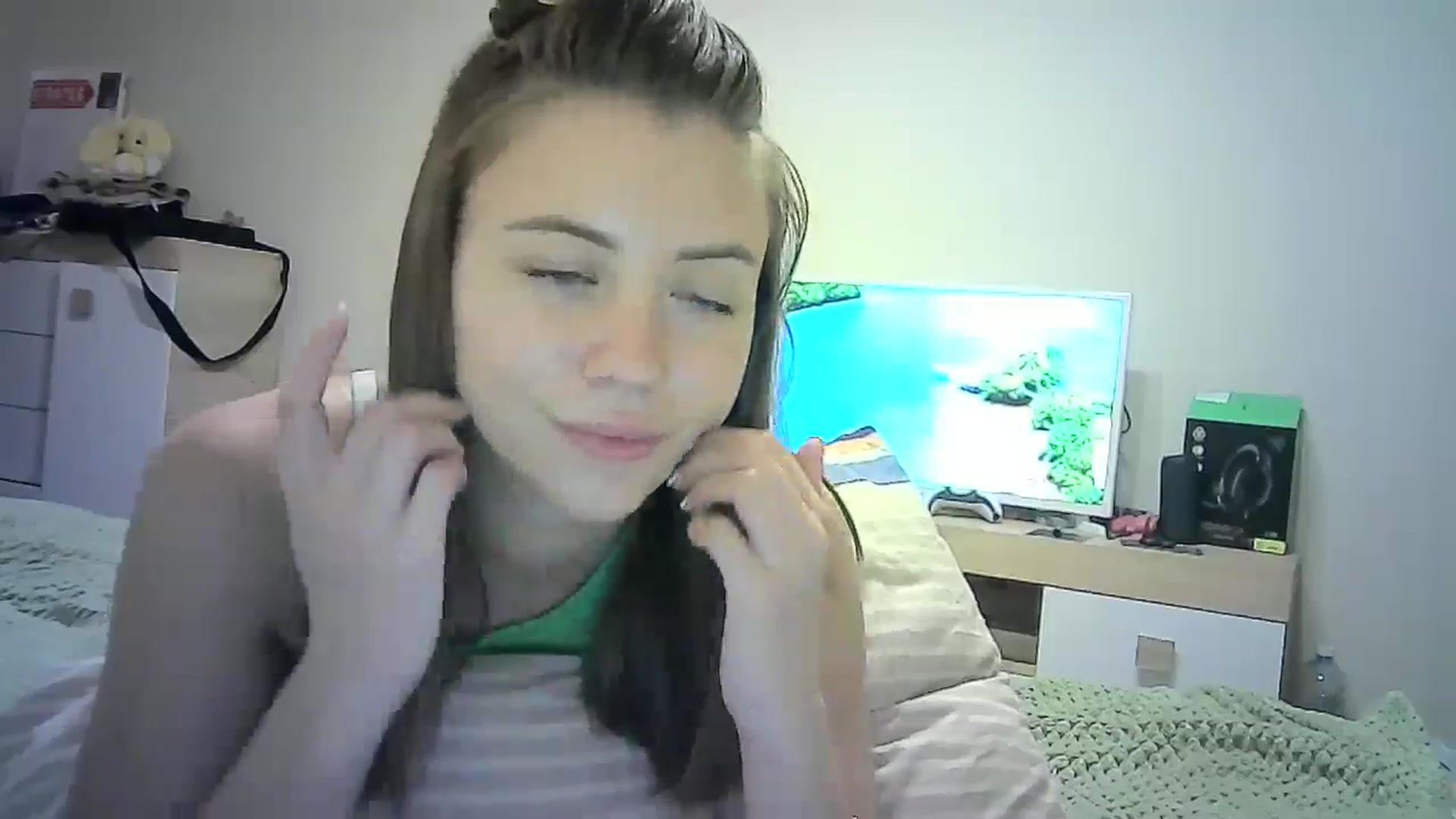 Gallery image thumbnail from Sulfate0's myfreecams stream on, 07/02/2024, 11:39 image 19 of 20