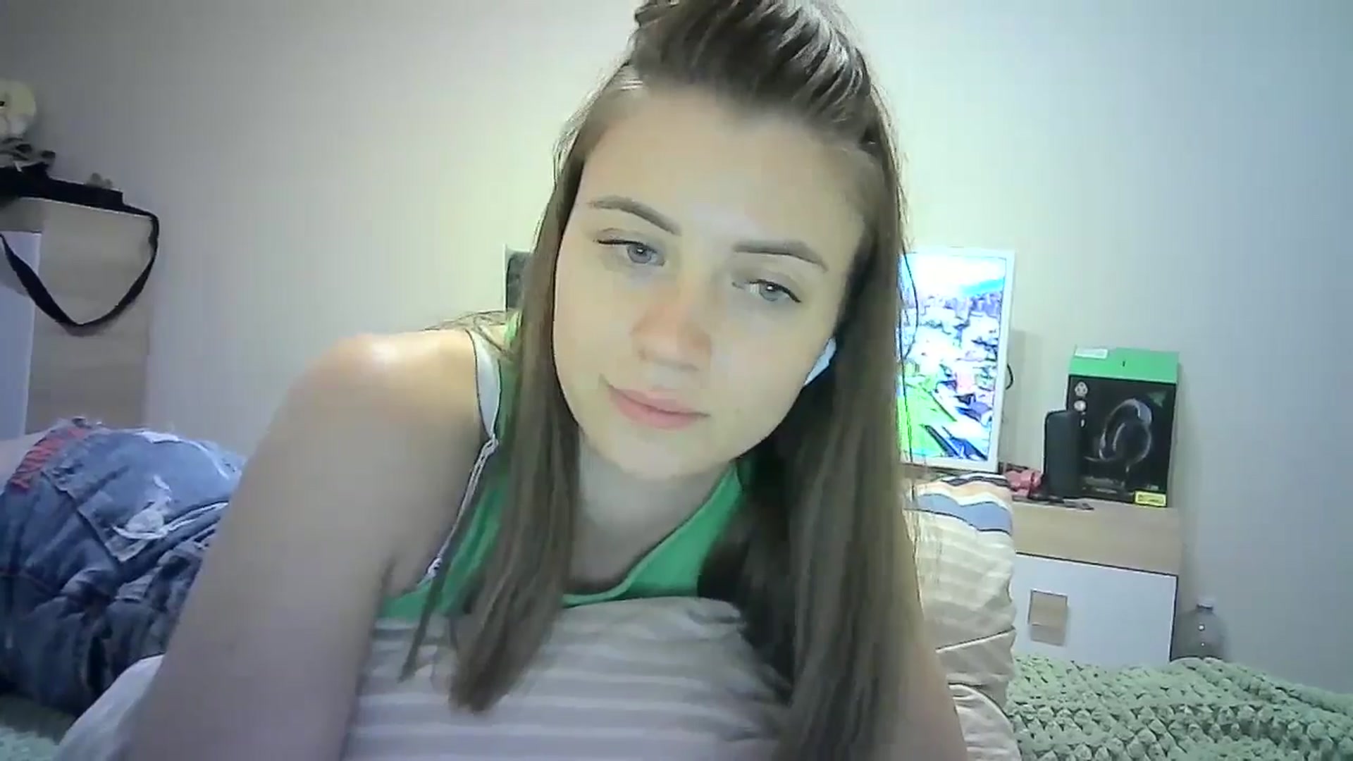 Gallery image thumbnail from Sulfate0's myfreecams stream on, 07/02/2024, 11:39 image 17 of 20