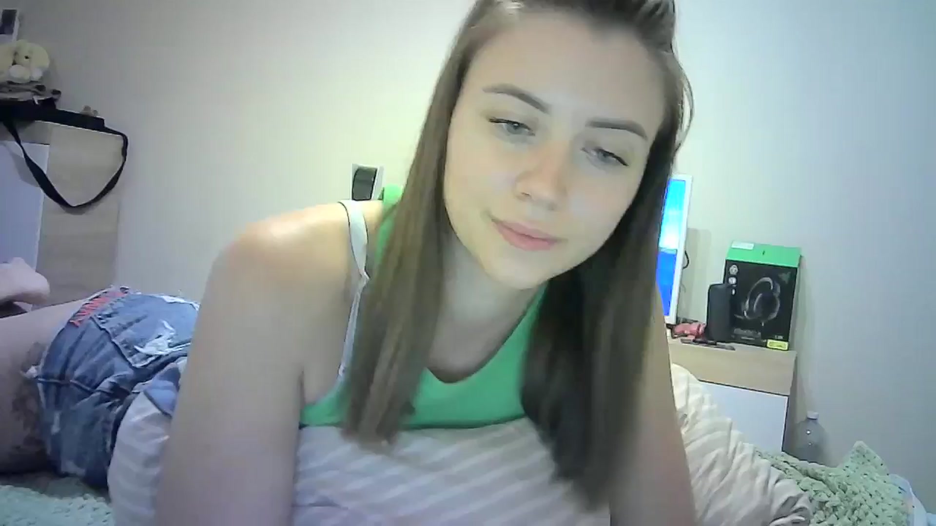 Gallery image thumbnail from Sulfate0's myfreecams stream on, 07/02/2024, 11:39 image 12 of 20