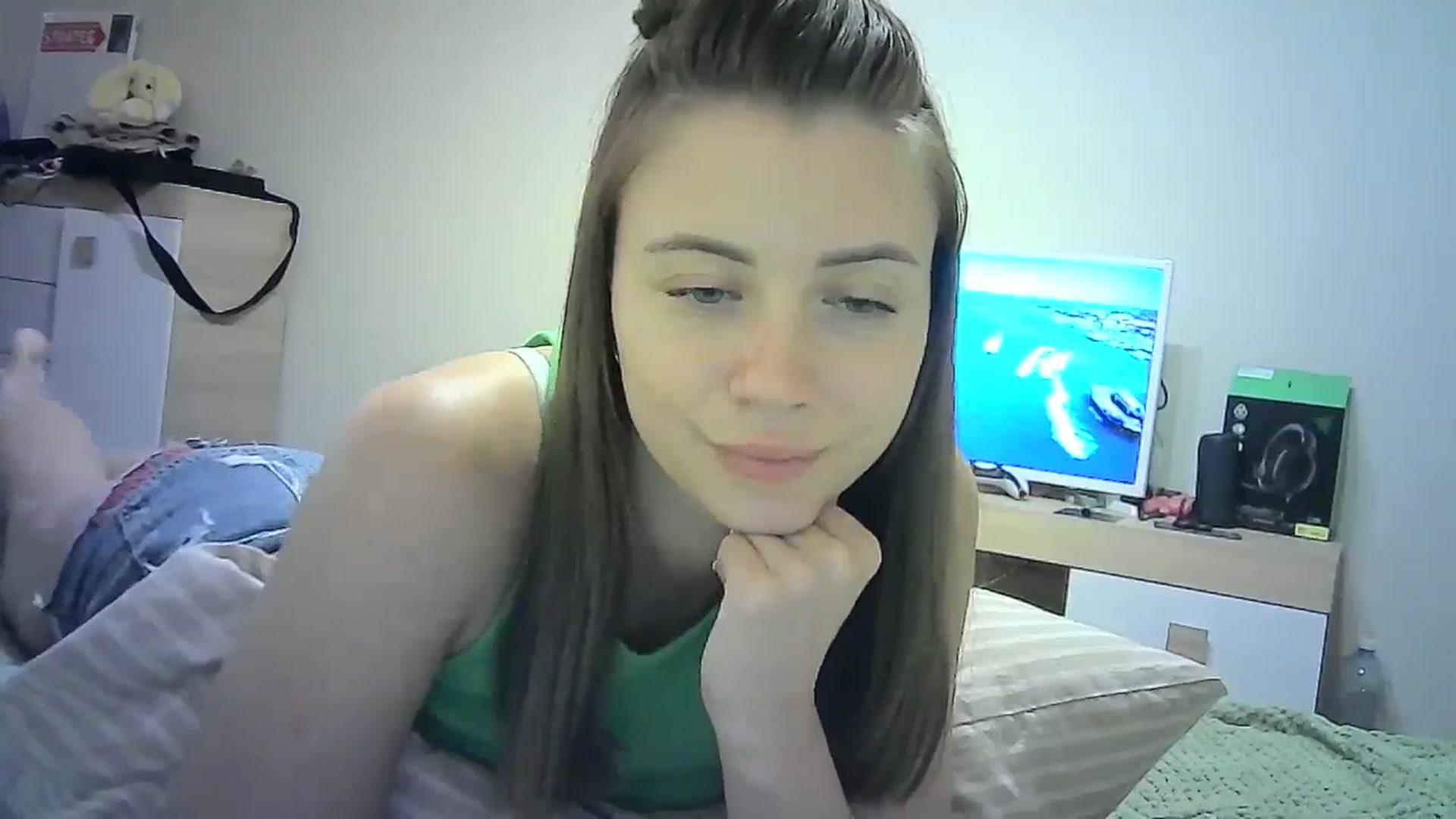 Gallery image thumbnail from Sulfate0's myfreecams stream on, 07/02/2024, 11:39 image 10 of 20