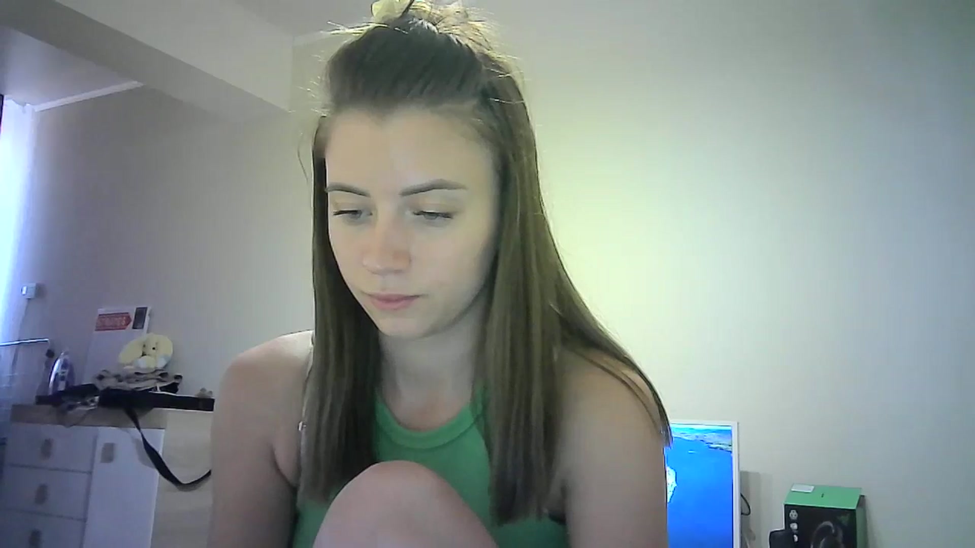 Gallery image thumbnail from Sulfate0's myfreecams stream on, 07/02/2024, 12:54 image 10 of 20