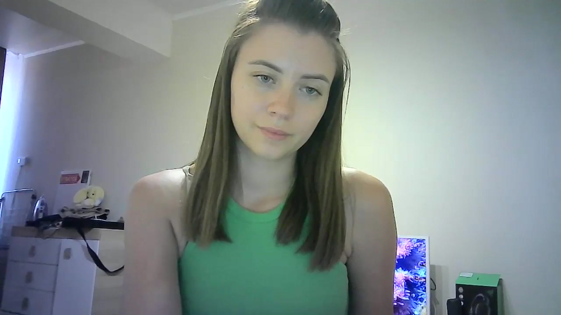 Gallery image thumbnail from Sulfate0's myfreecams stream on, 07/02/2024, 12:54 image 14 of 20
