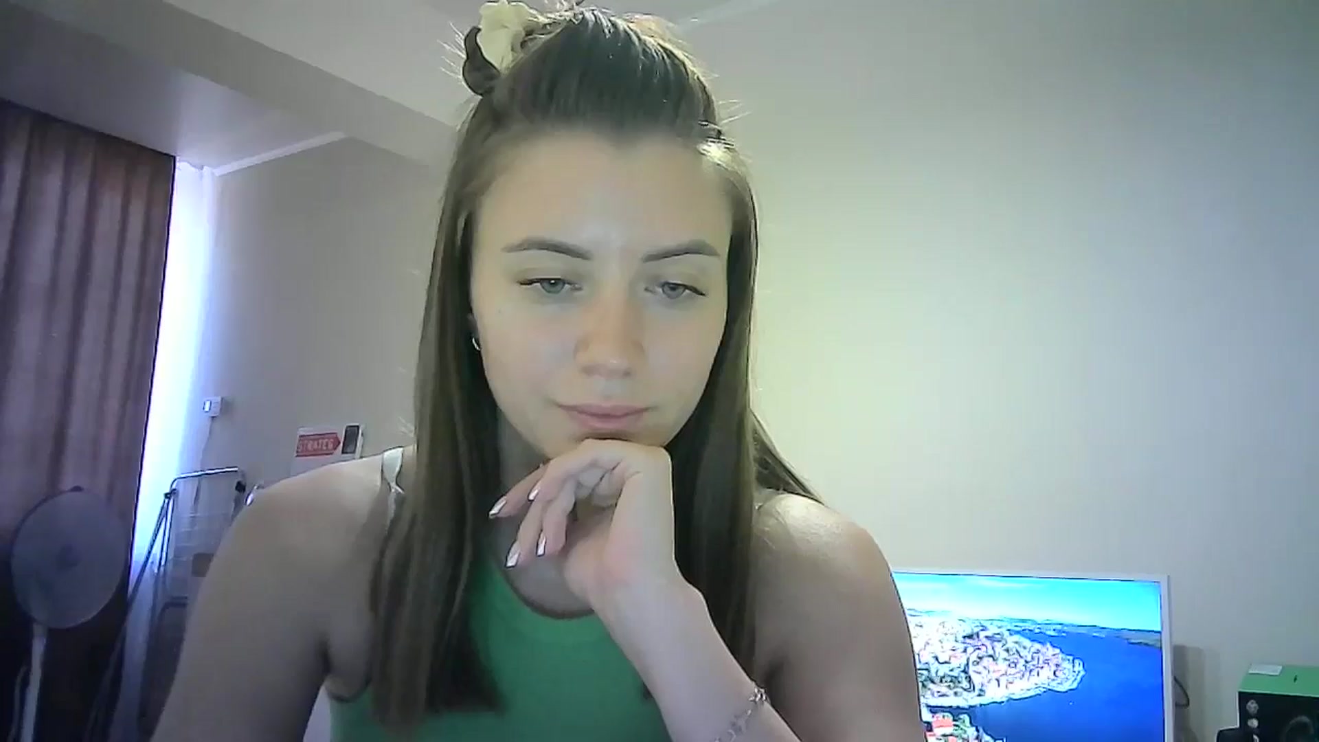 Gallery image thumbnail from Sulfate0's myfreecams stream on, 07/02/2024, 12:54 image 19 of 20