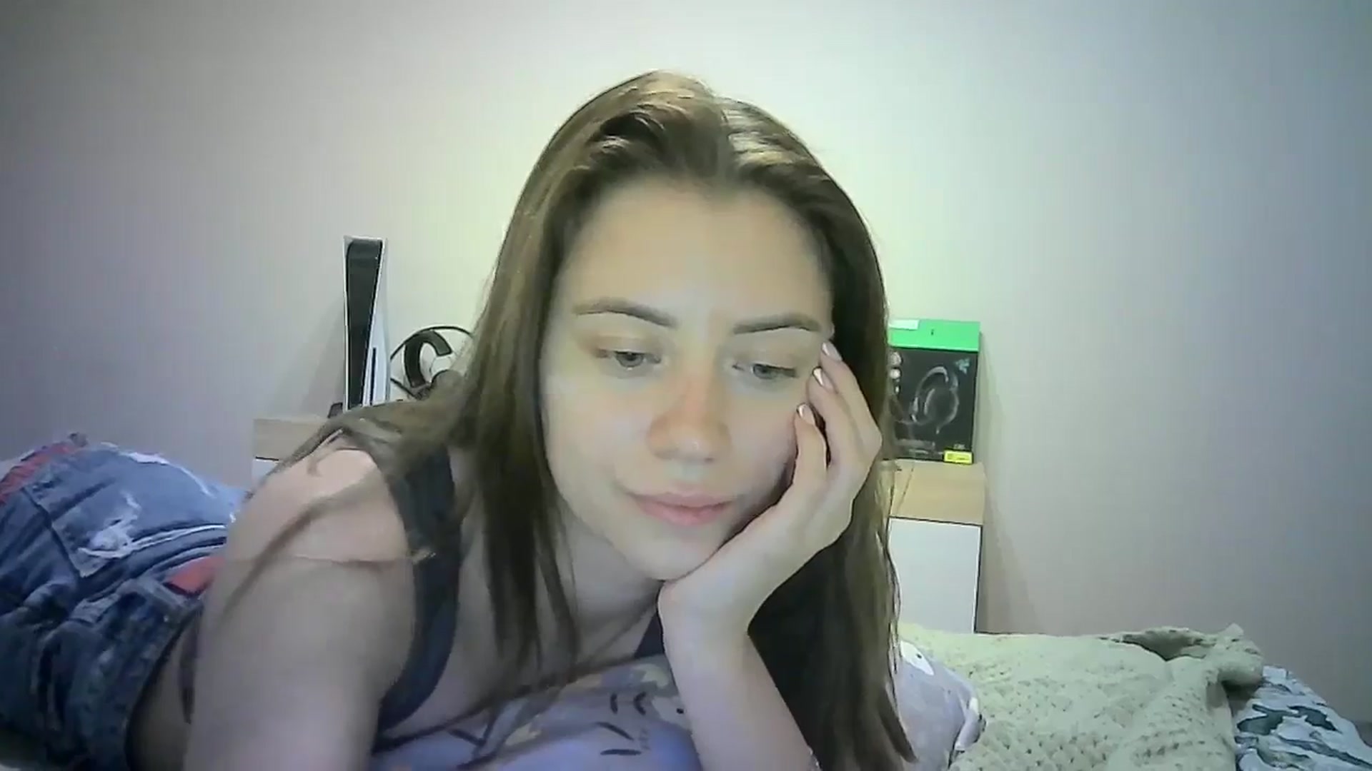 Gallery image thumbnail from Sulfate0's myfreecams stream on, 07/03/2024, 09:04 image 14 of 20