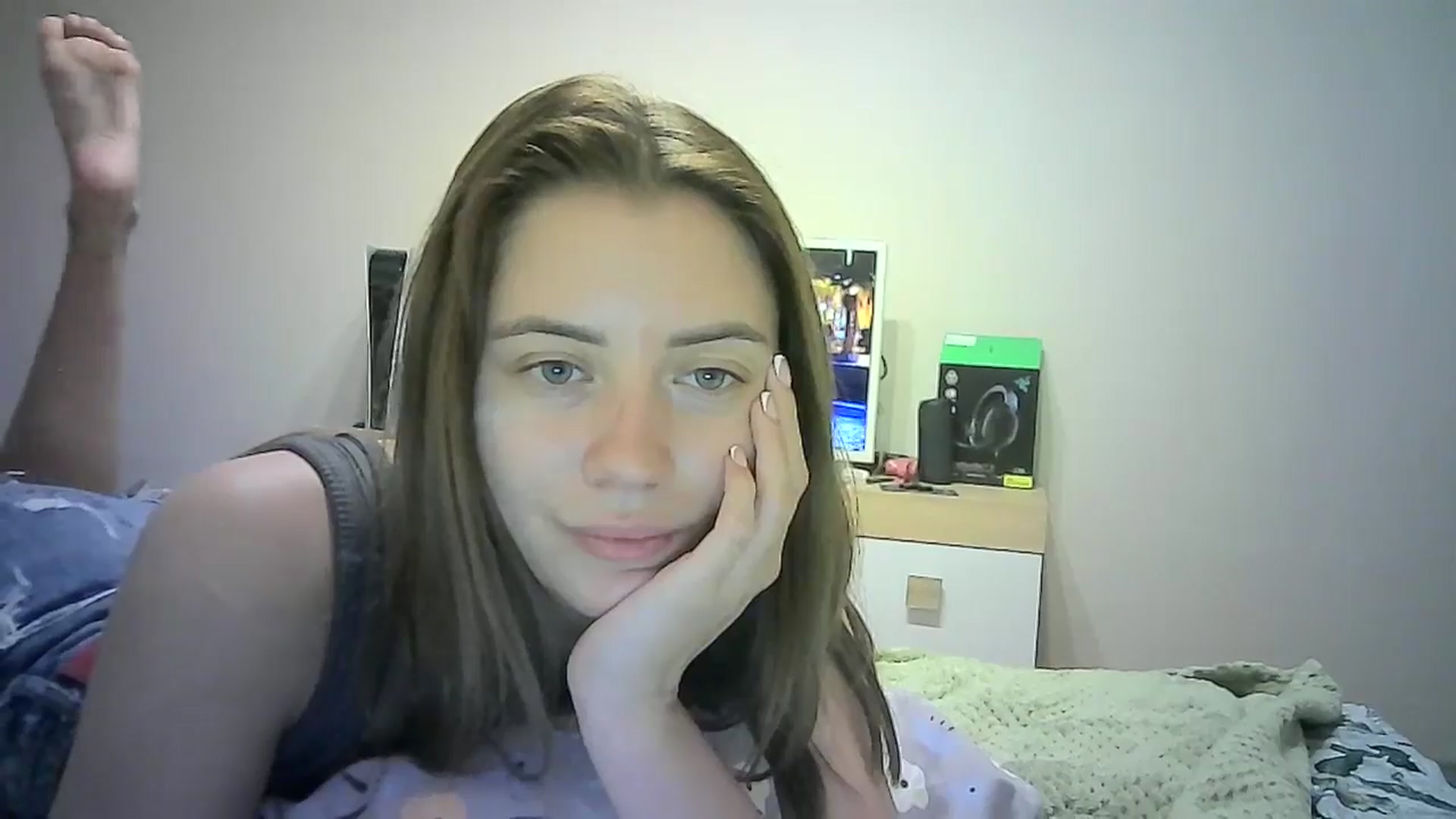 Gallery image thumbnail from Sulfate0's myfreecams stream on, 07/03/2024, 09:04 image 11 of 20