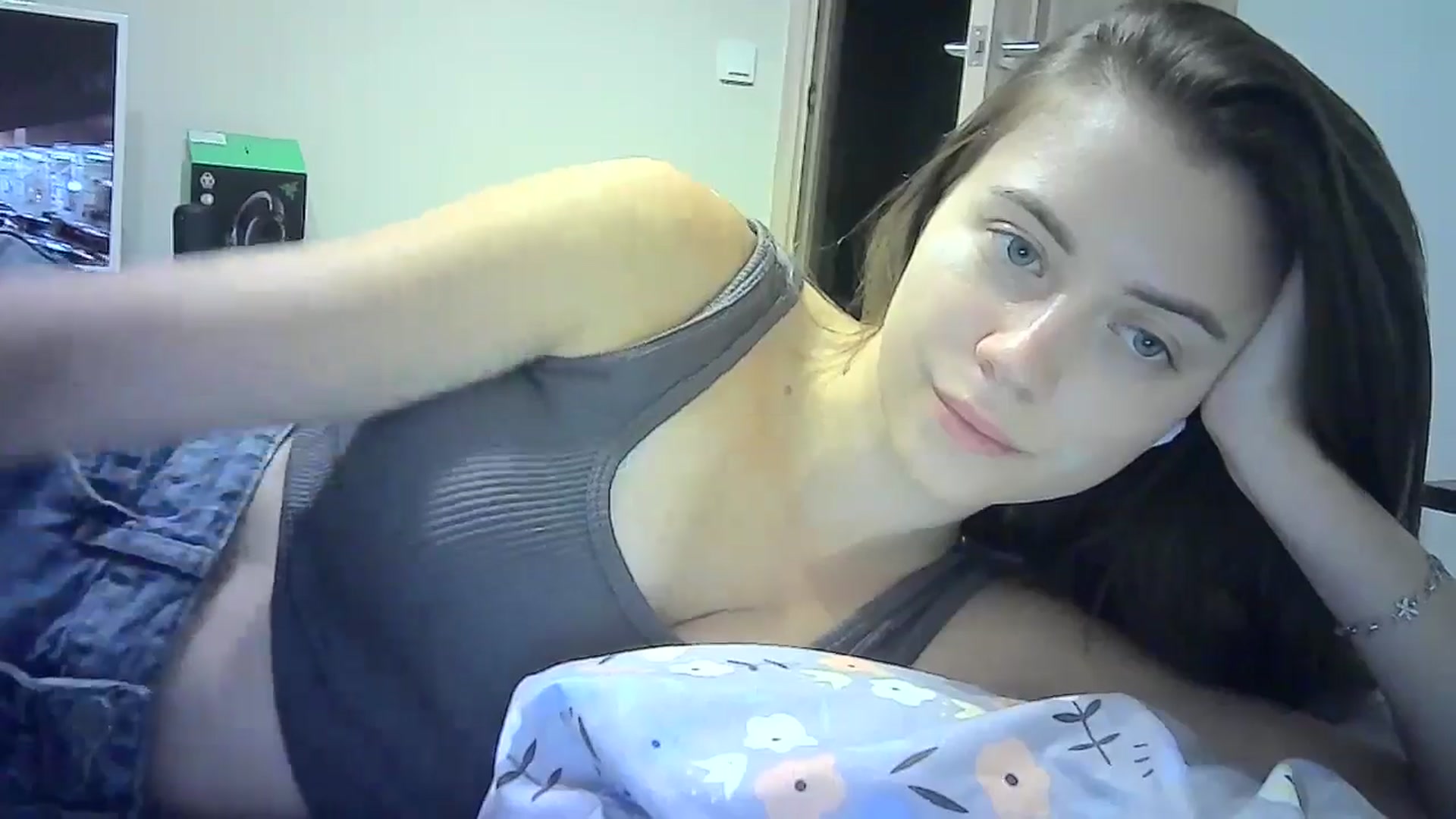 Gallery image thumbnail from Sulfate0's myfreecams stream on, 07/03/2024, 09:04 image 19 of 20