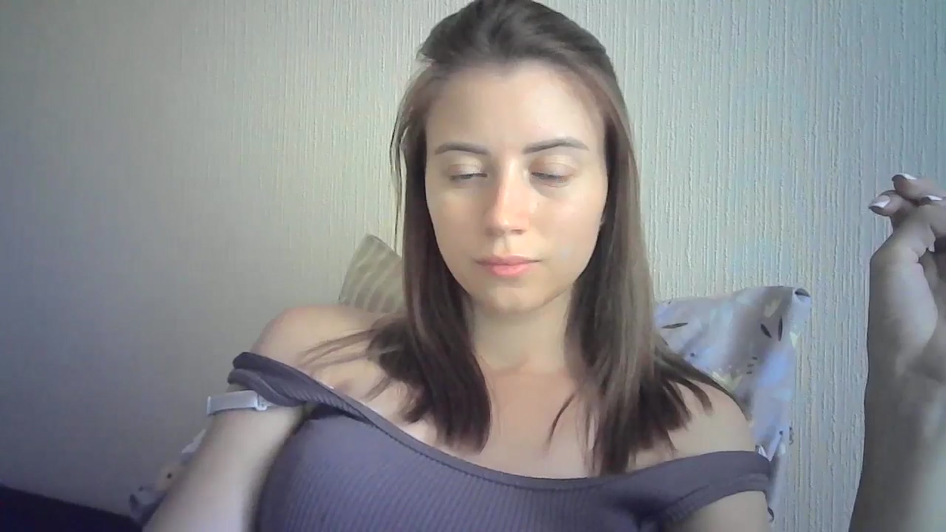 Gallery image thumbnail from Sulfate0's myfreecams stream on, 07/03/2024, 11:27 image 19 of 20