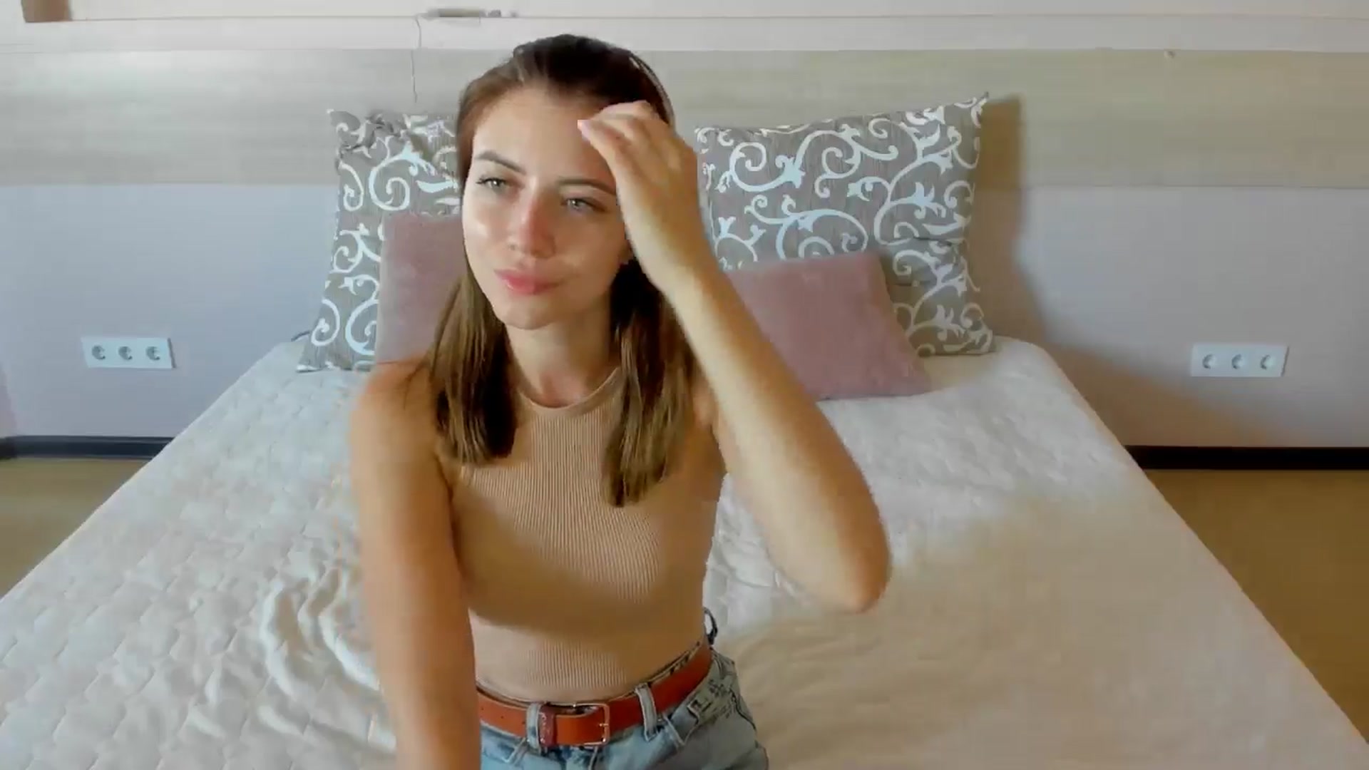 Gallery image thumbnail from Sulfate0's myfreecams stream on, 07/05/2024, 06:45 image 16 of 20