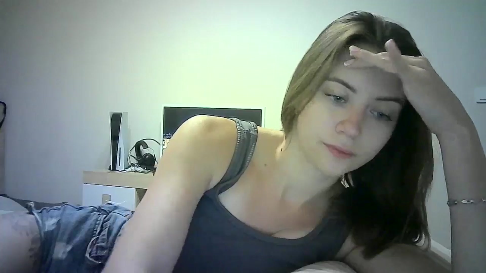 Gallery image thumbnail from Sulfate0's myfreecams stream on, 07/06/2024, 08:26 image 2 of 20