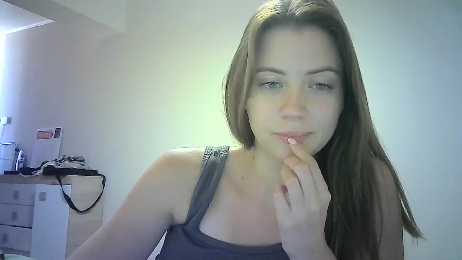 Gallery image thumbnail from Sulfate0's myfreecams stream on, 07/06/2024, 10:34 image 15 of 20
