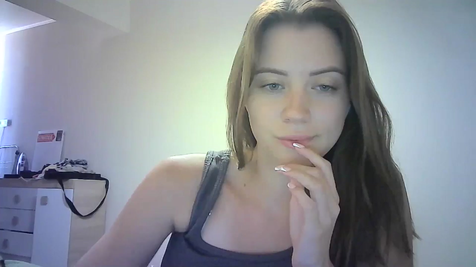 Gallery image thumbnail from Sulfate0's myfreecams stream on, 07/06/2024, 10:34 image 14 of 20