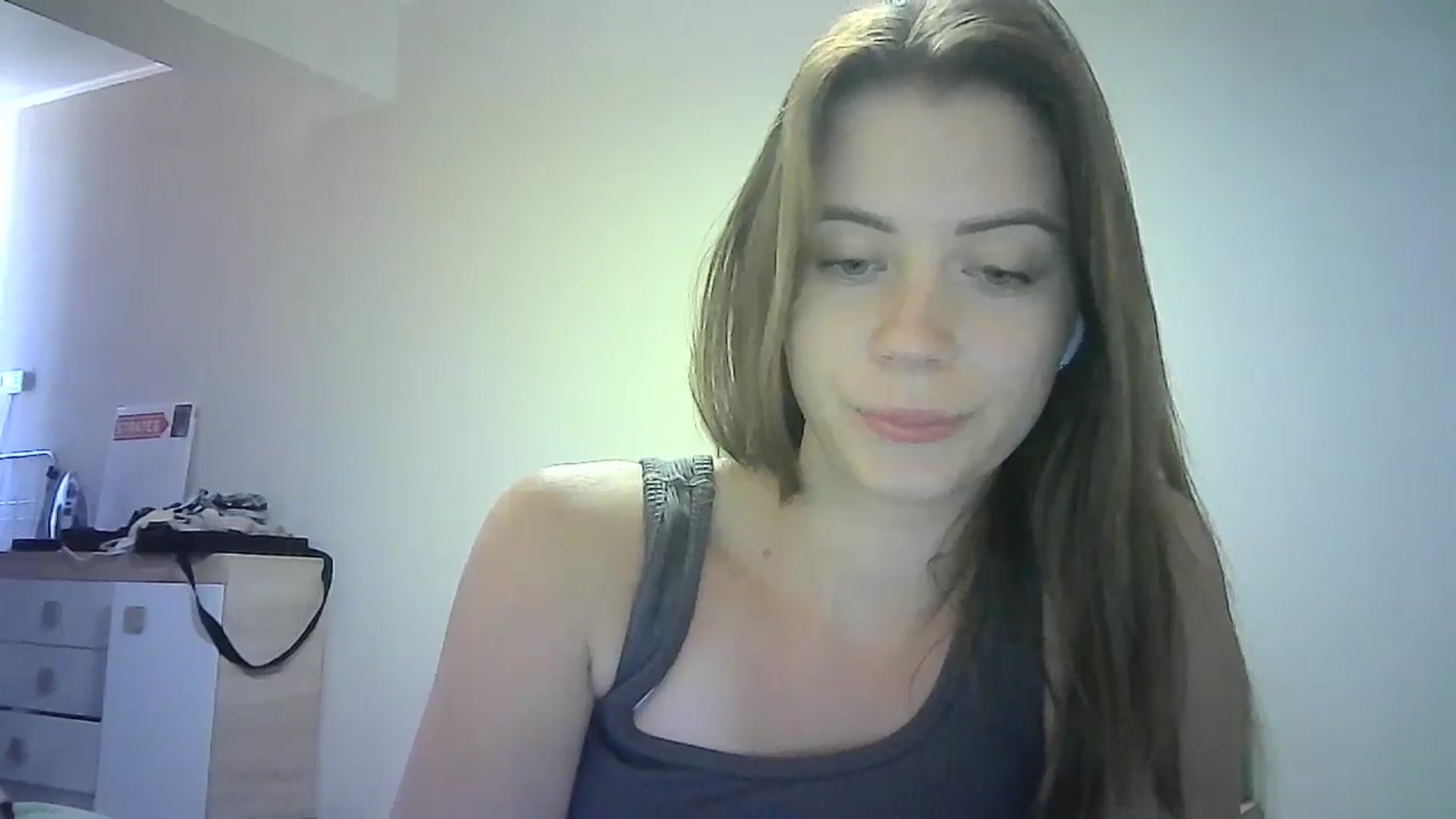 Gallery image thumbnail from Sulfate0's myfreecams stream on, 07/06/2024, 10:34 image 16 of 20