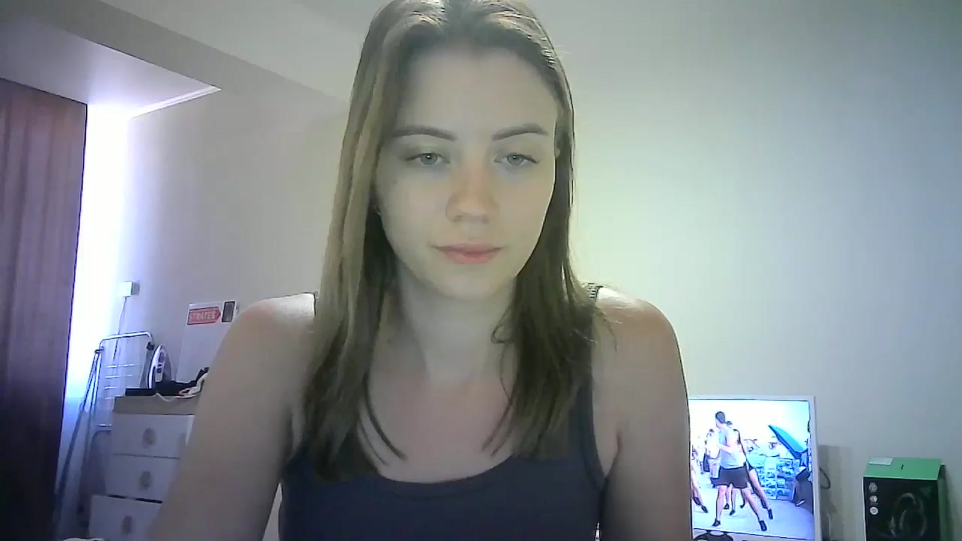 Gallery image thumbnail from Sulfate0's myfreecams stream on, 07/06/2024, 10:34 image 13 of 20