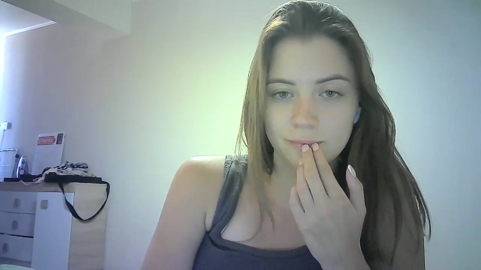 Gallery image thumbnail from Sulfate0's myfreecams stream on, 07/06/2024, 10:34 image 19 of 20
