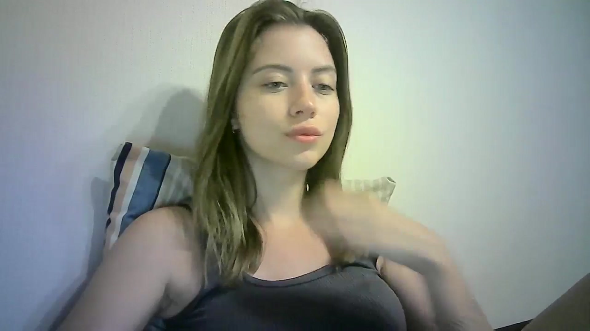 Gallery image thumbnail from Sulfate0's myfreecams stream on, 07/06/2024, 11:05 image 14 of 20