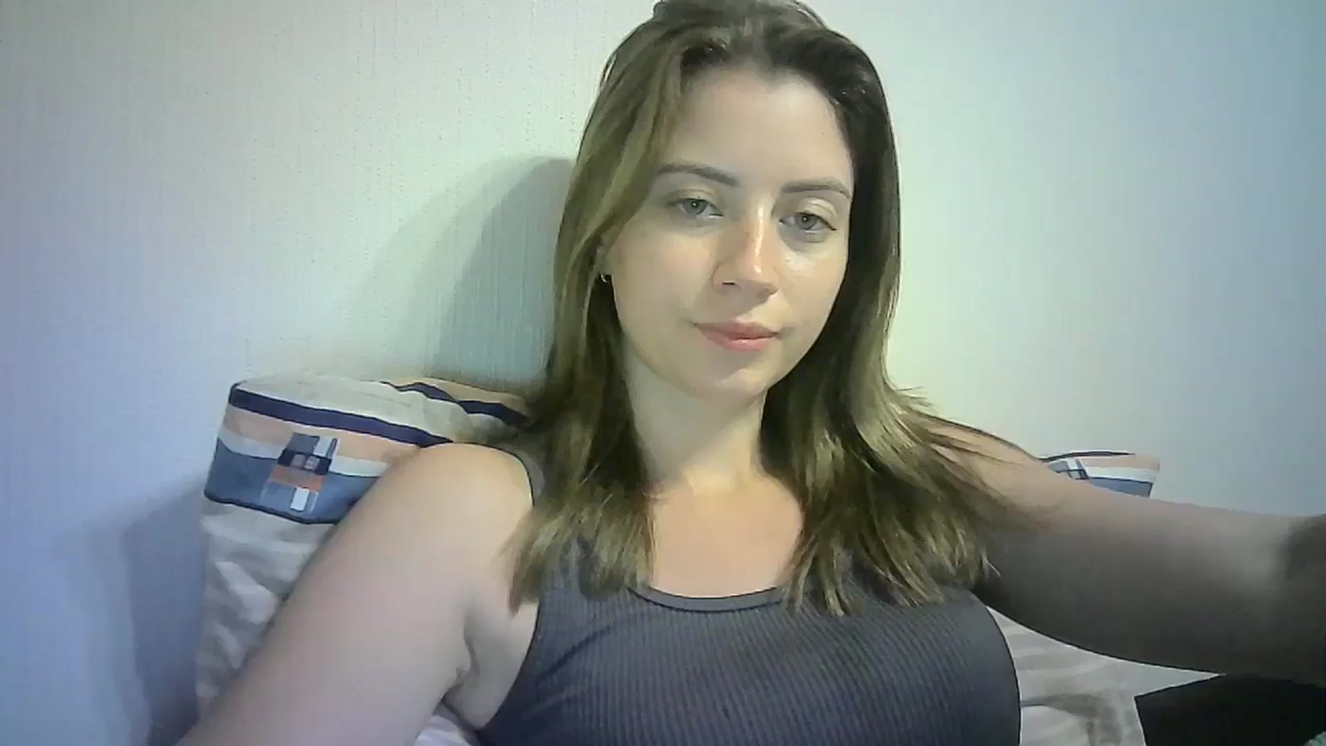 Gallery image thumbnail from Sulfate0's myfreecams stream on, 07/06/2024, 12:38 image 12 of 20