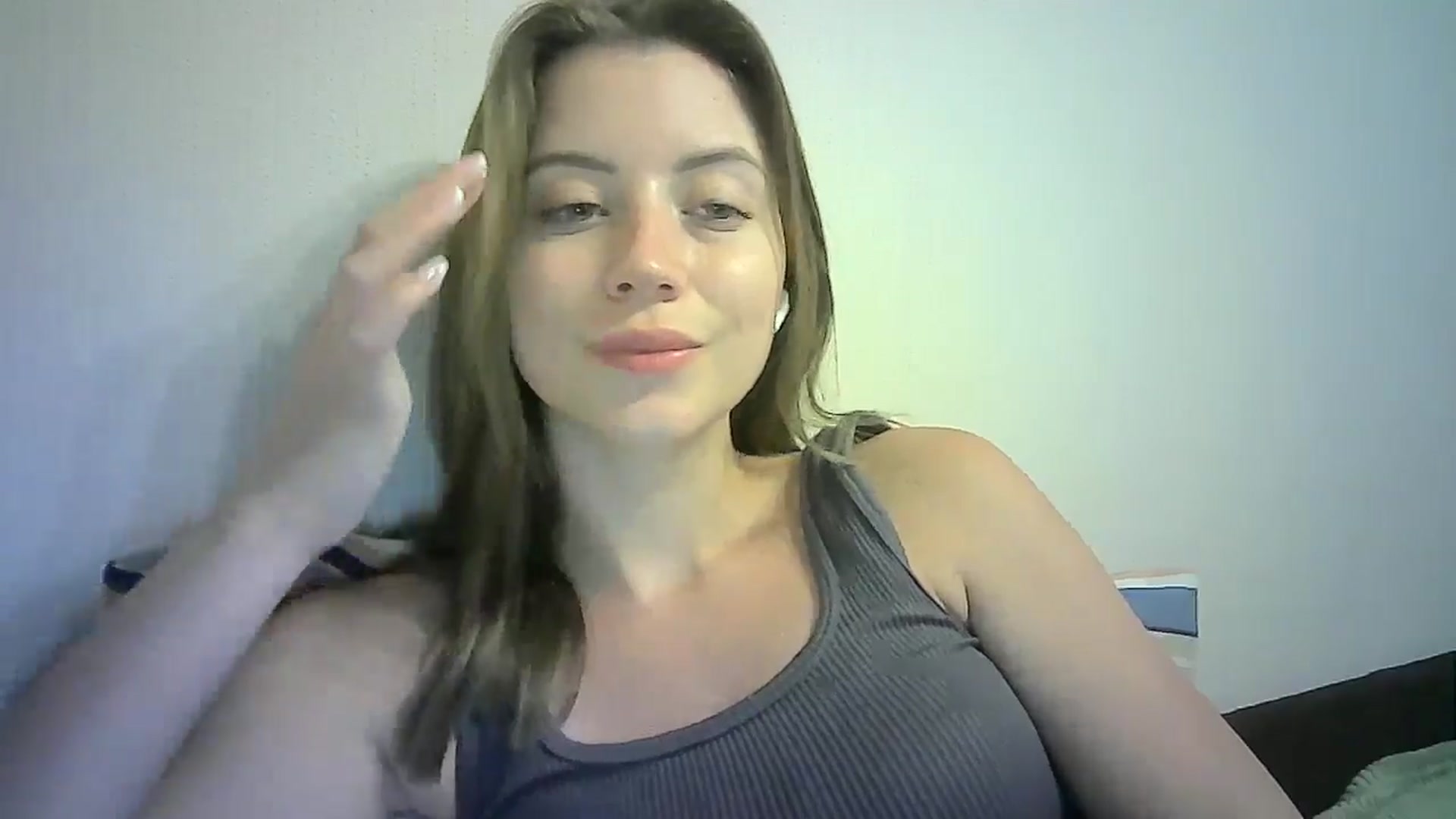 Gallery image thumbnail from Sulfate0's myfreecams stream on, 07/06/2024, 12:38 image 10 of 20