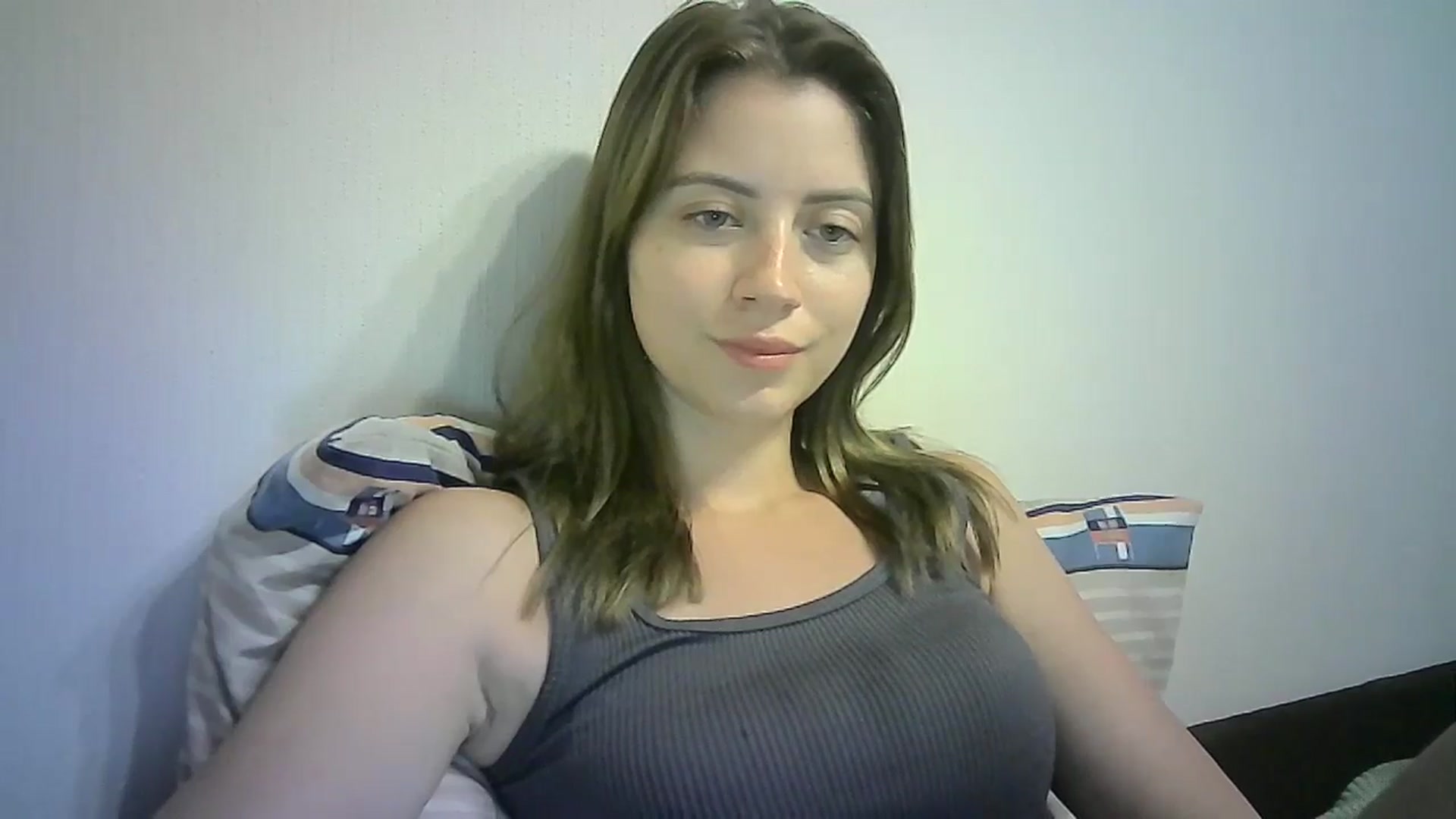 Gallery image thumbnail from Sulfate0's myfreecams stream on, 07/06/2024, 12:38 image 14 of 20
