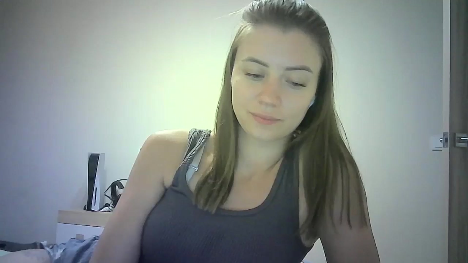 Gallery image thumbnail from Sulfate0's myfreecams stream on, 07/07/2024, 07:55 image 20 of 20