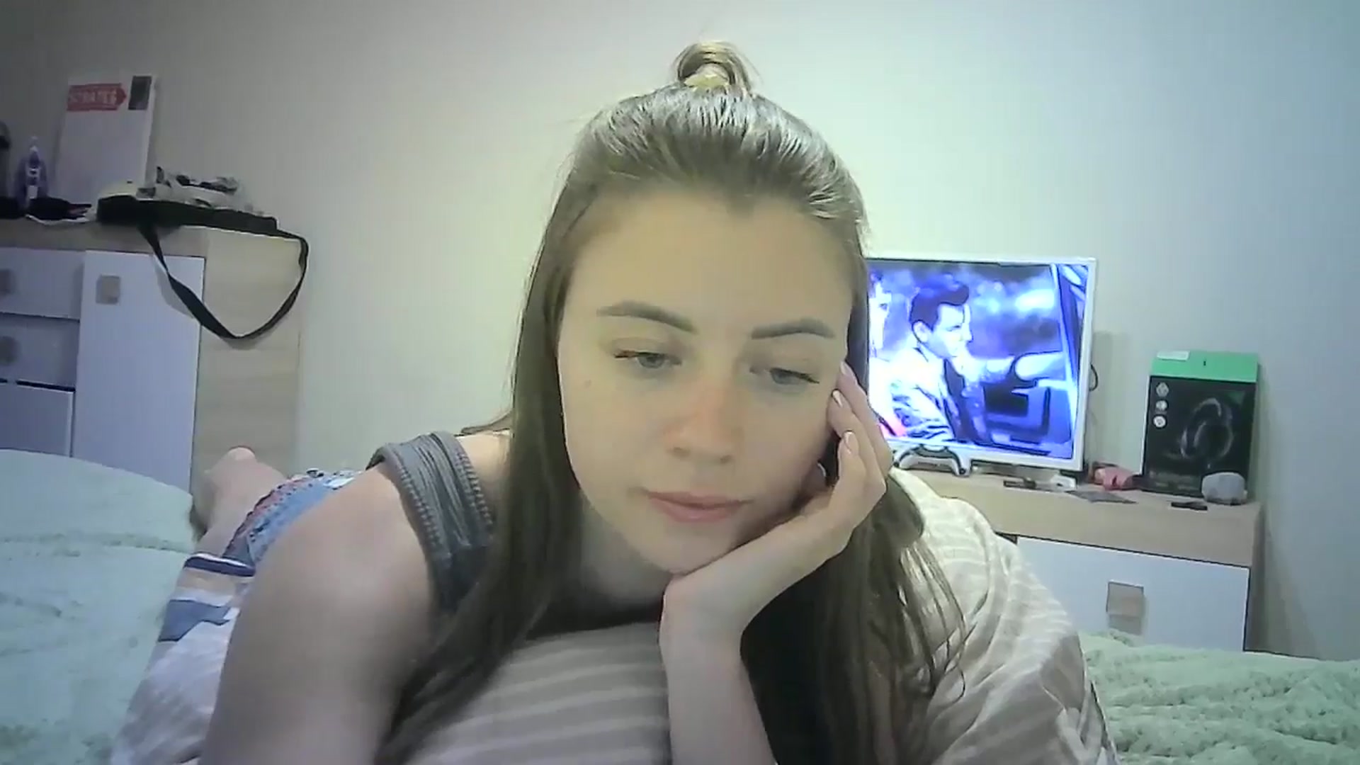 Gallery image thumbnail from Sulfate0's myfreecams stream on, 07/07/2024, 10:27 image 8 of 20
