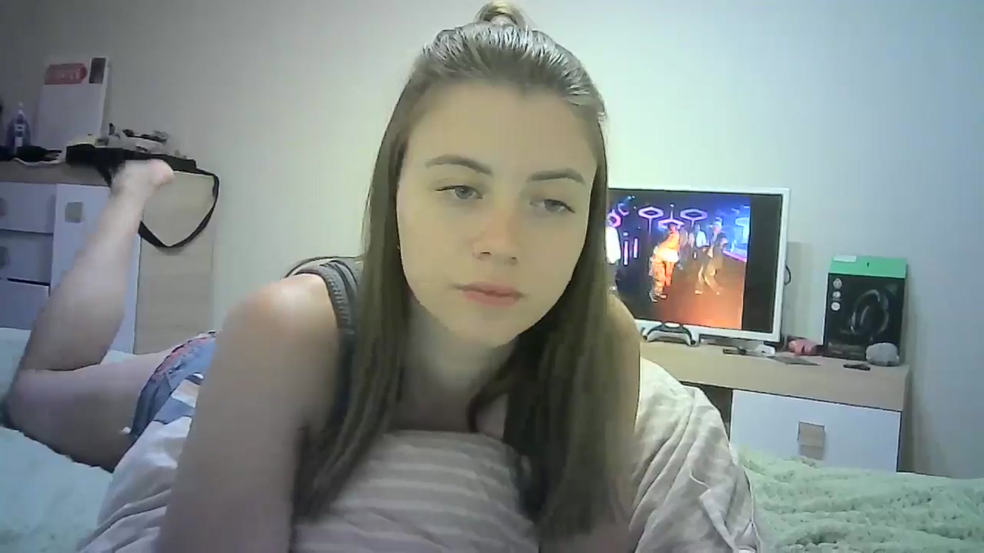 Gallery image thumbnail from Sulfate0's myfreecams stream on, 07/07/2024, 10:27 image 20 of 20