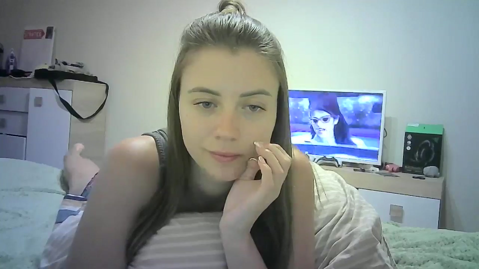 Gallery image thumbnail from Sulfate0's myfreecams stream on, 07/07/2024, 10:27 image 9 of 20