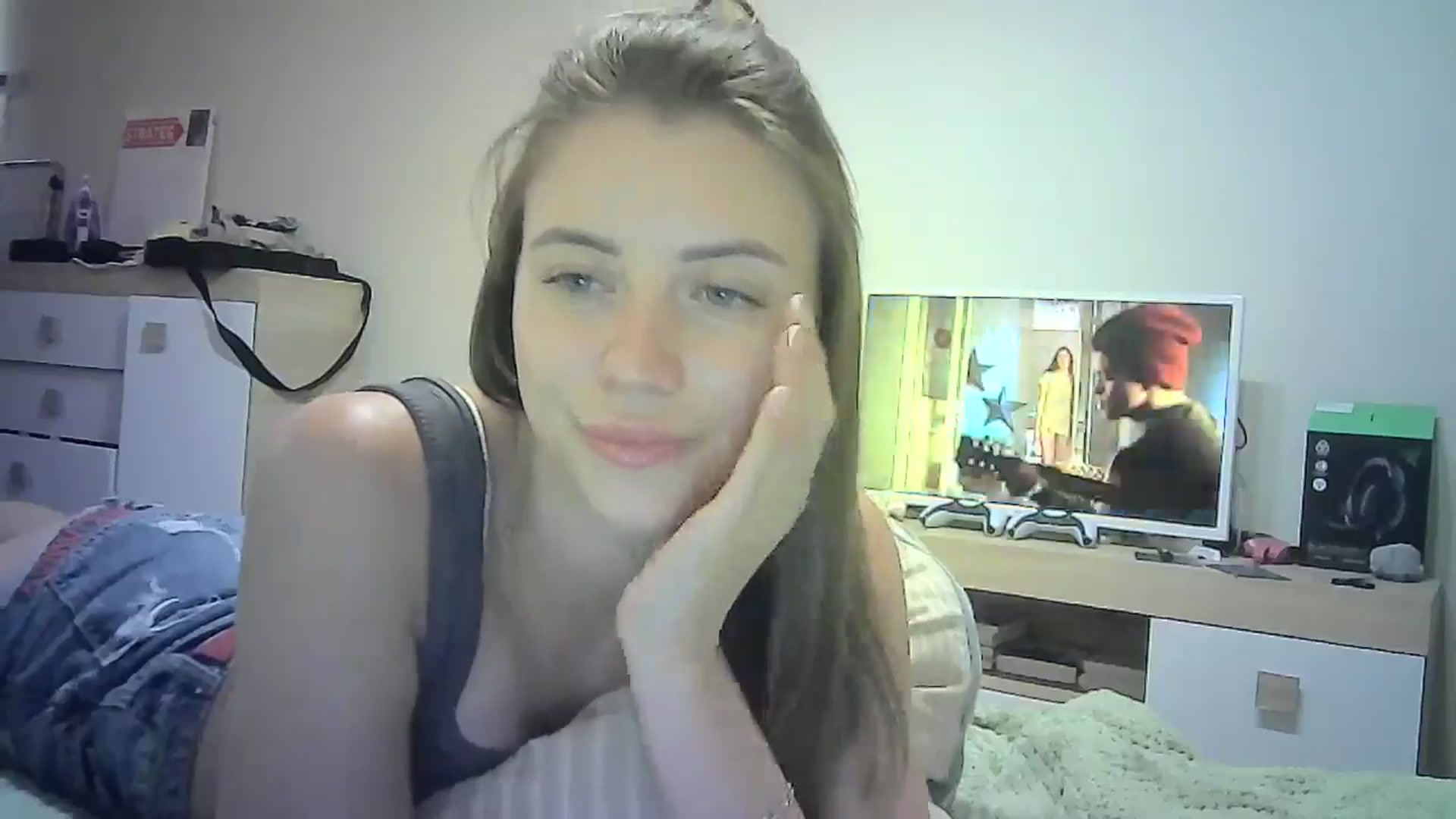 Gallery image thumbnail from Sulfate0's myfreecams stream on, 07/07/2024, 11:15 image 20 of 20
