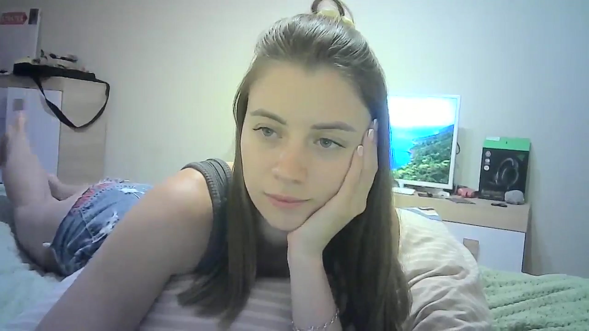 Gallery image thumbnail from Sulfate0's myfreecams stream on, 07/07/2024, 11:57 image 16 of 20