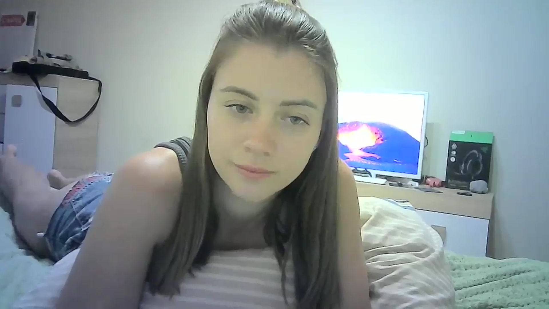 Gallery image thumbnail from Sulfate0's myfreecams stream on, 07/07/2024, 11:57 image 14 of 20