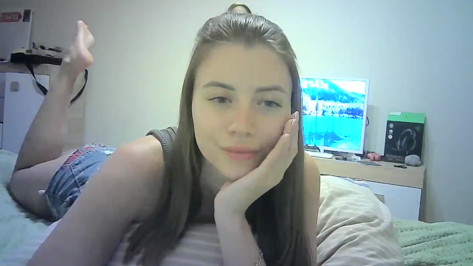 Gallery image thumbnail from Sulfate0's myfreecams stream on, 07/07/2024, 11:57 image 13 of 20
