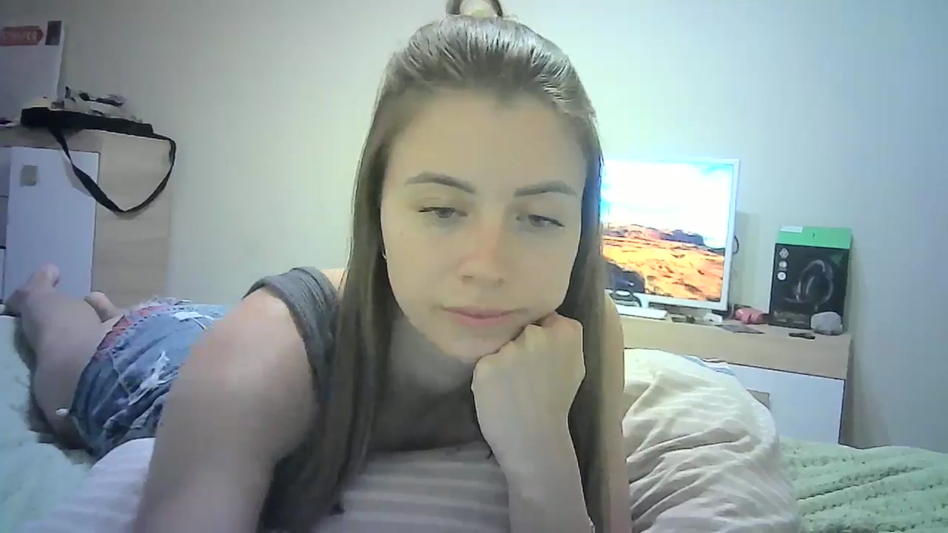 Gallery image thumbnail from Sulfate0's myfreecams stream on, 07/07/2024, 11:57 image 11 of 20