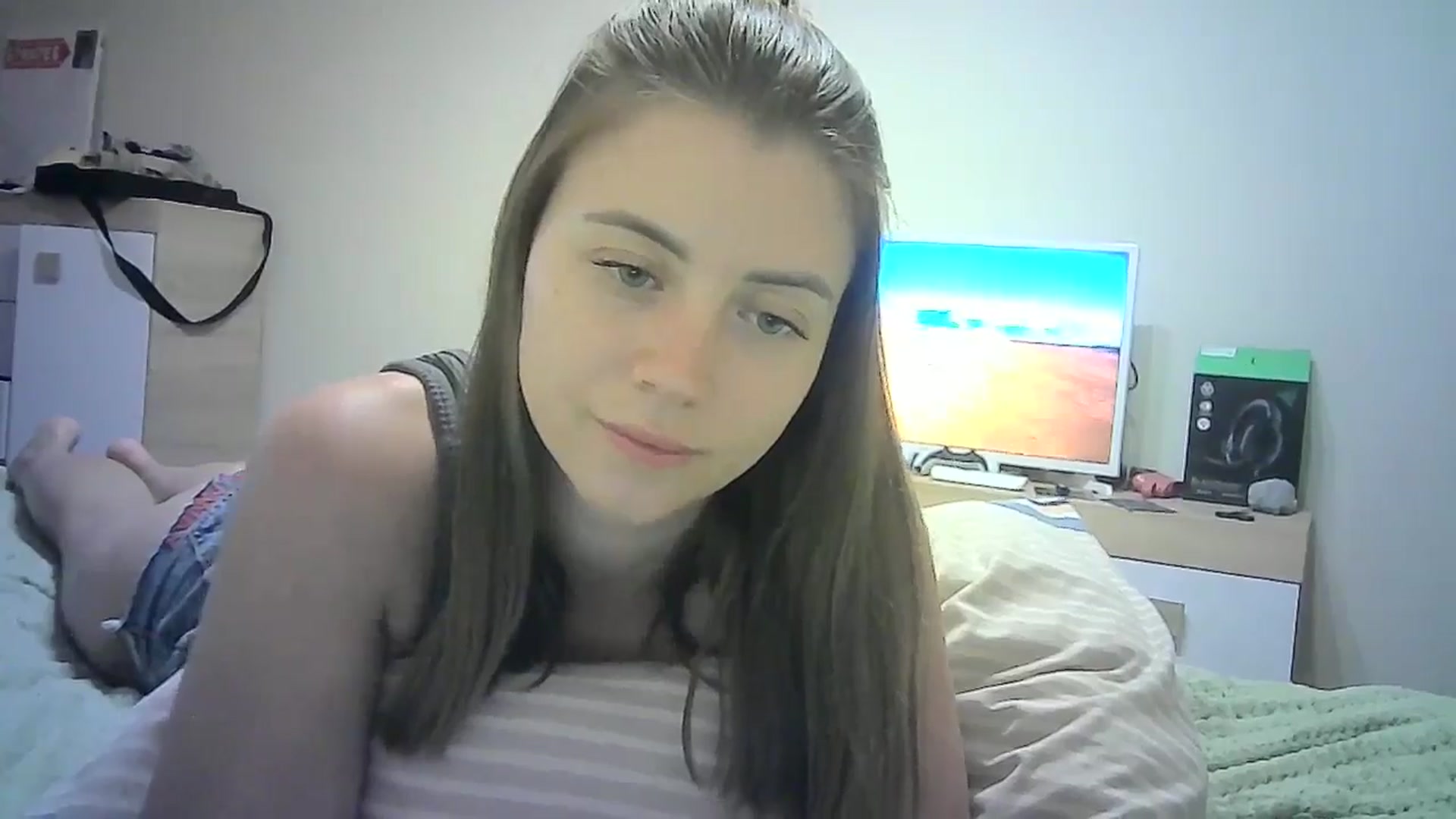 Gallery image thumbnail from Sulfate0's myfreecams stream on, 07/07/2024, 11:57 image 20 of 20