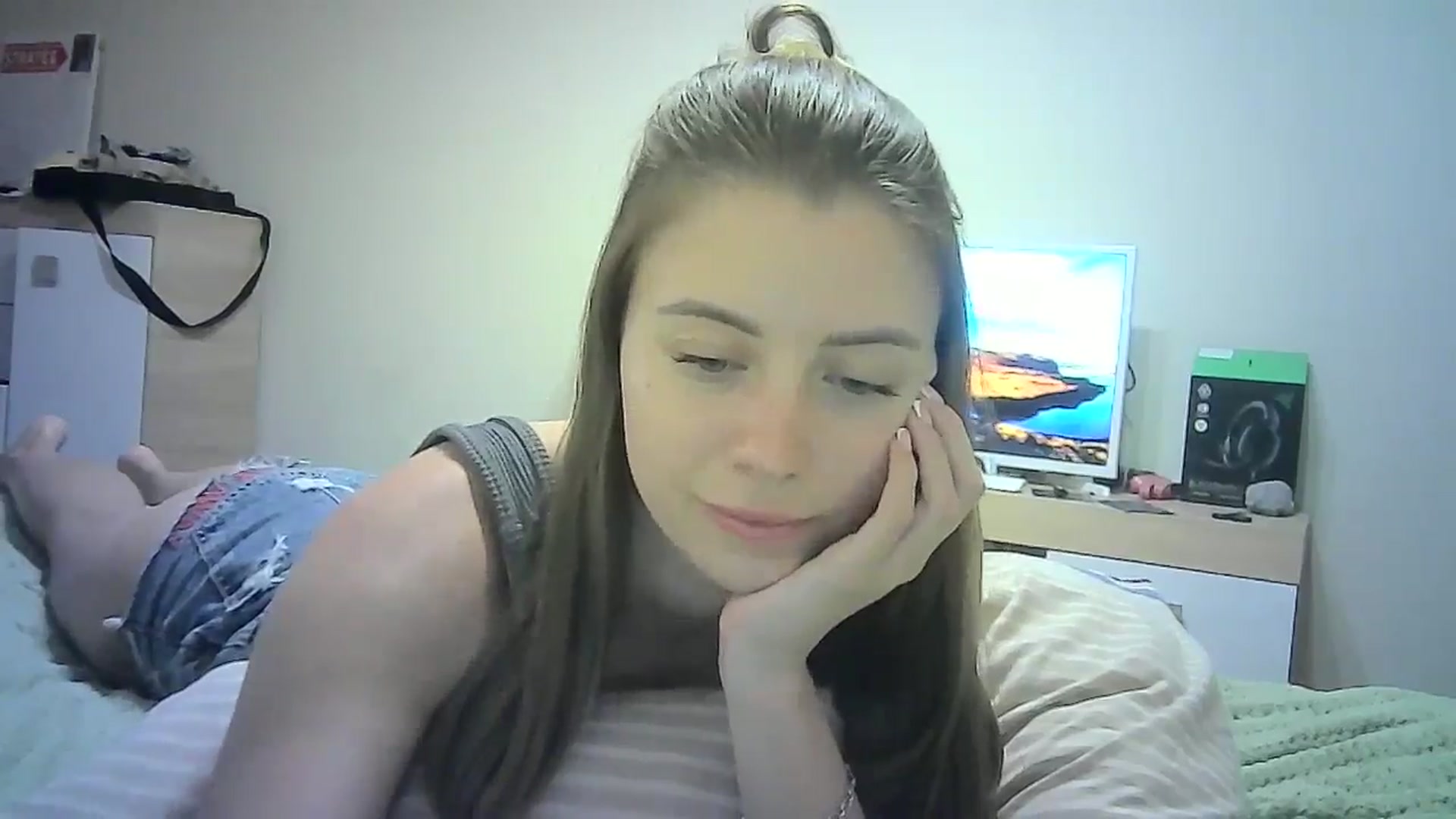 Gallery image thumbnail from Sulfate0's myfreecams stream on, 07/07/2024, 11:57 image 10 of 20