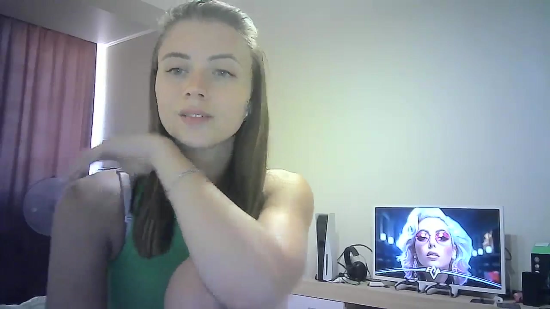 Gallery image thumbnail from Sulfate0's myfreecams stream on, 07/08/2024, 10:08 image 17 of 20