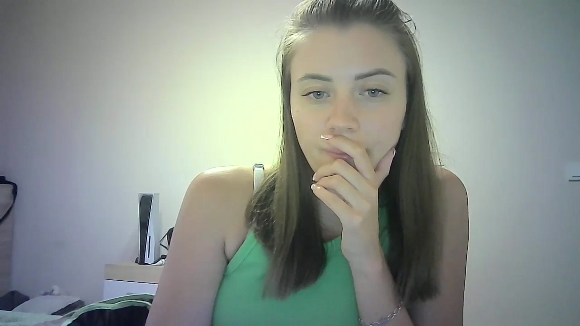 Gallery image thumbnail from Sulfate0's myfreecams stream on, 07/08/2024, 10:50 image 18 of 20