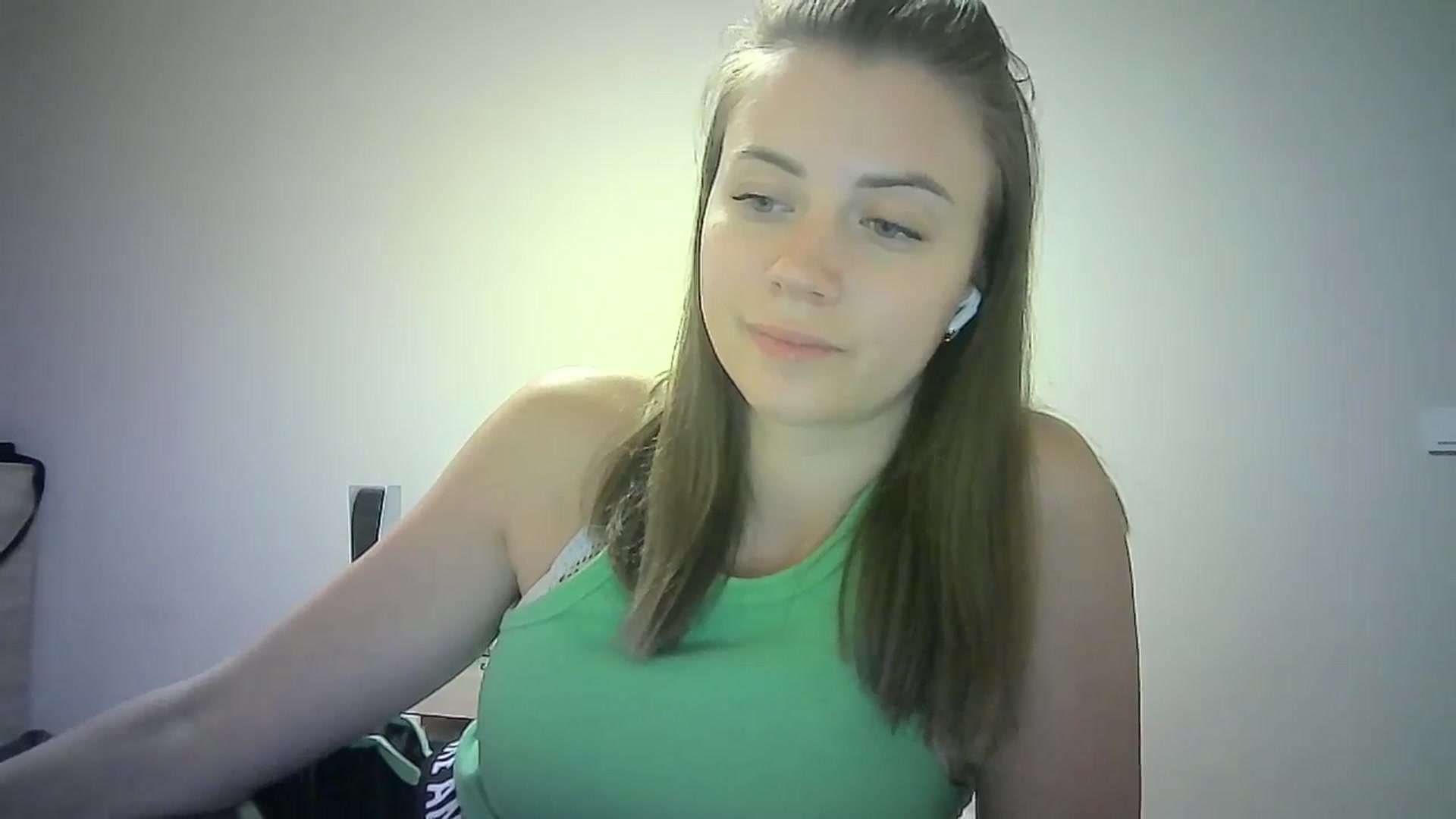 Gallery image thumbnail from Sulfate0's myfreecams stream on, 07/08/2024, 10:50 image 11 of 20
