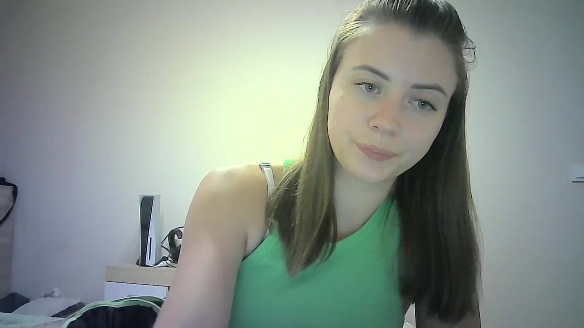 Gallery image thumbnail from Sulfate0's myfreecams stream on, 07/08/2024, 10:50 image 15 of 20