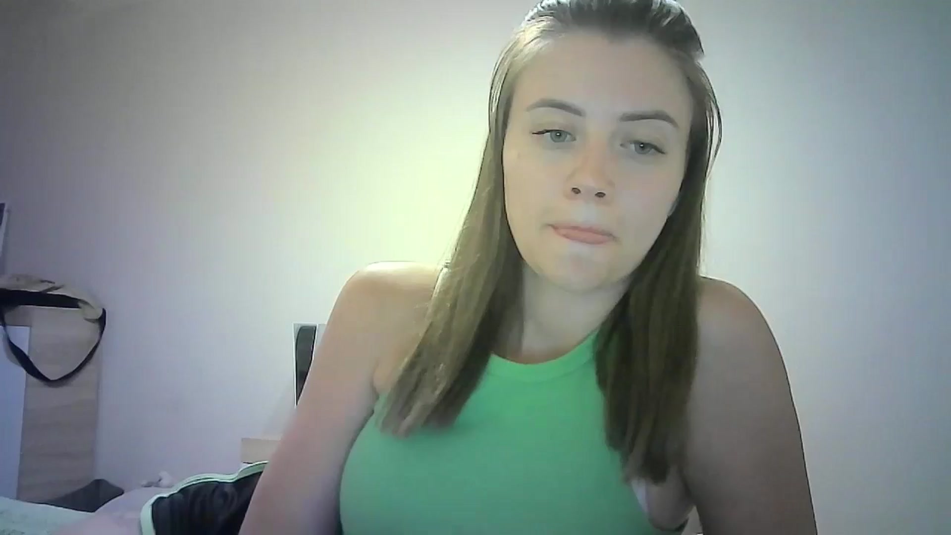 Gallery image thumbnail from Sulfate0's myfreecams stream on, 07/08/2024, 11:34 image 15 of 20